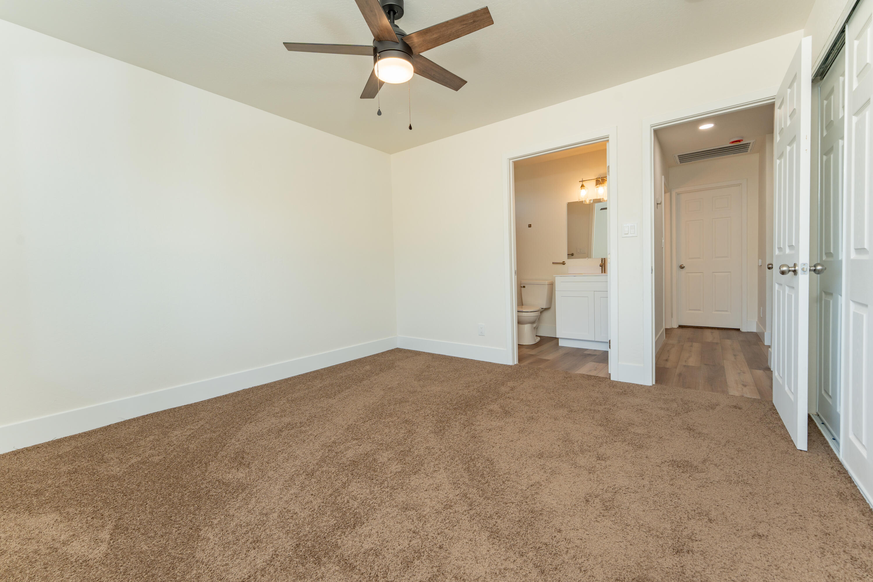 30750 Farr Rd, Visalia, CA 93291