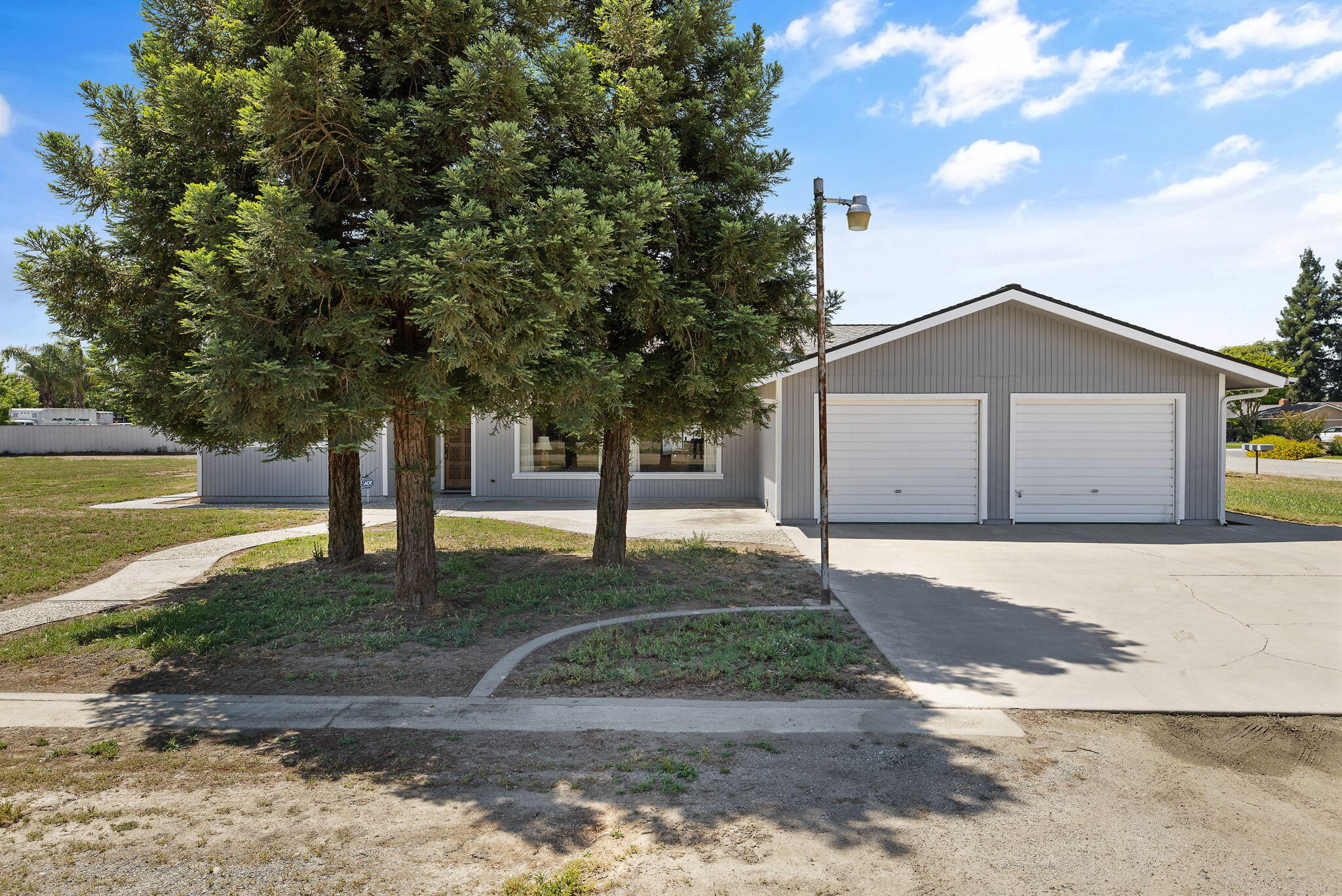 26176 Road 118, Tulare, CA 93274