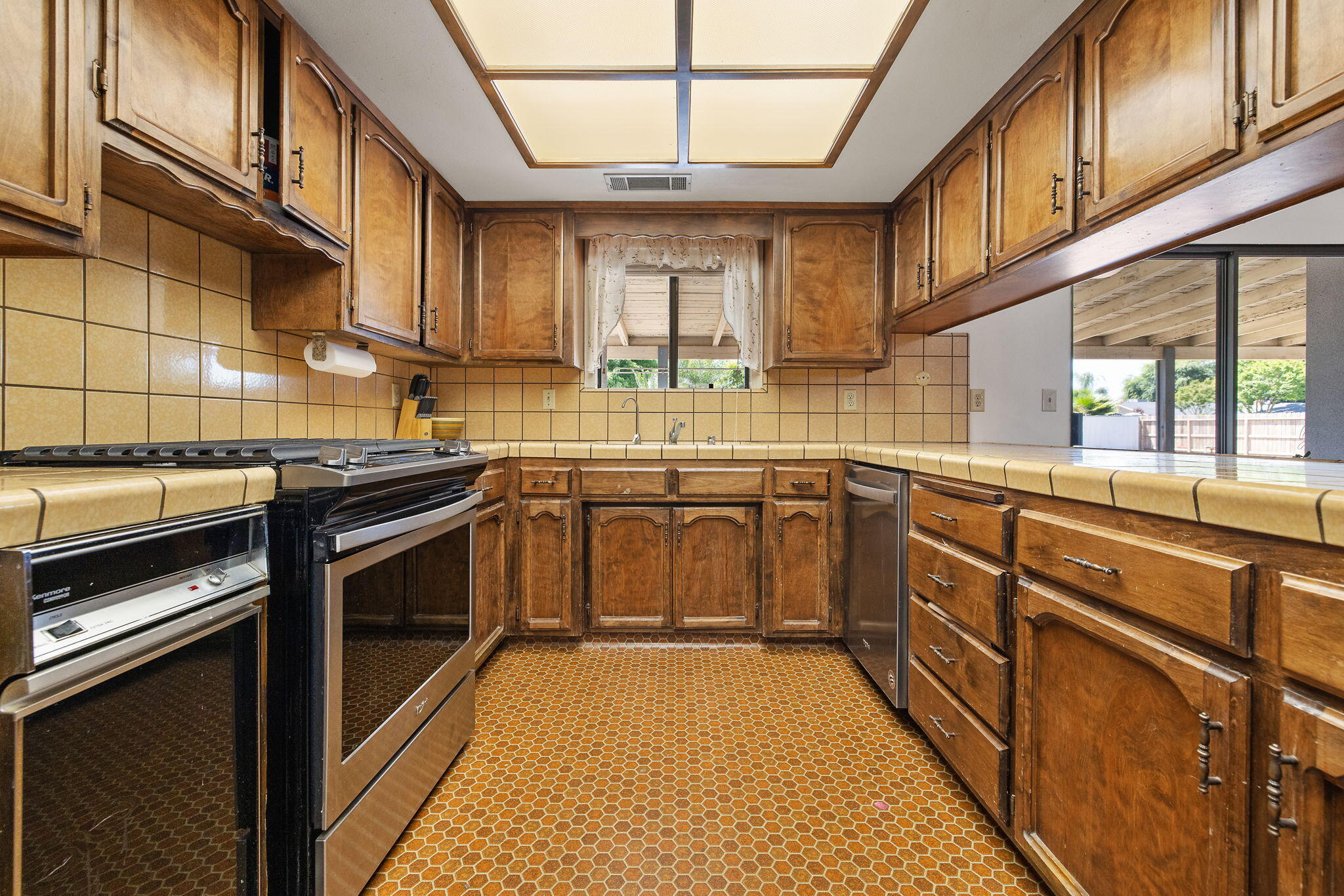 26176 Road 118, Tulare, CA 93274