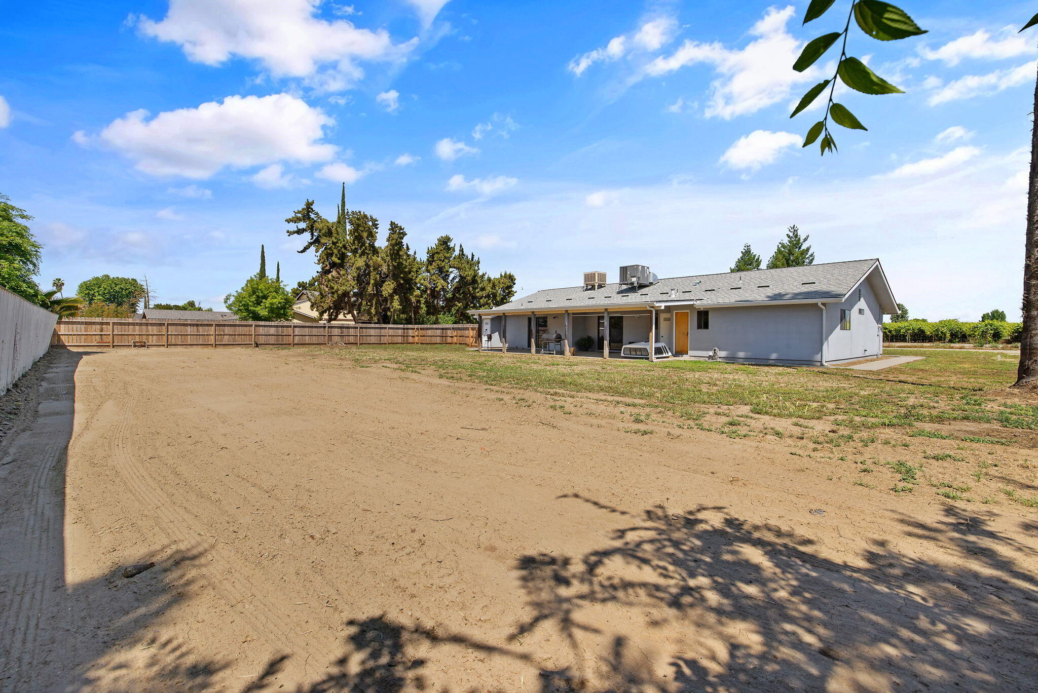 26176 Road 118, Tulare, CA 93274
