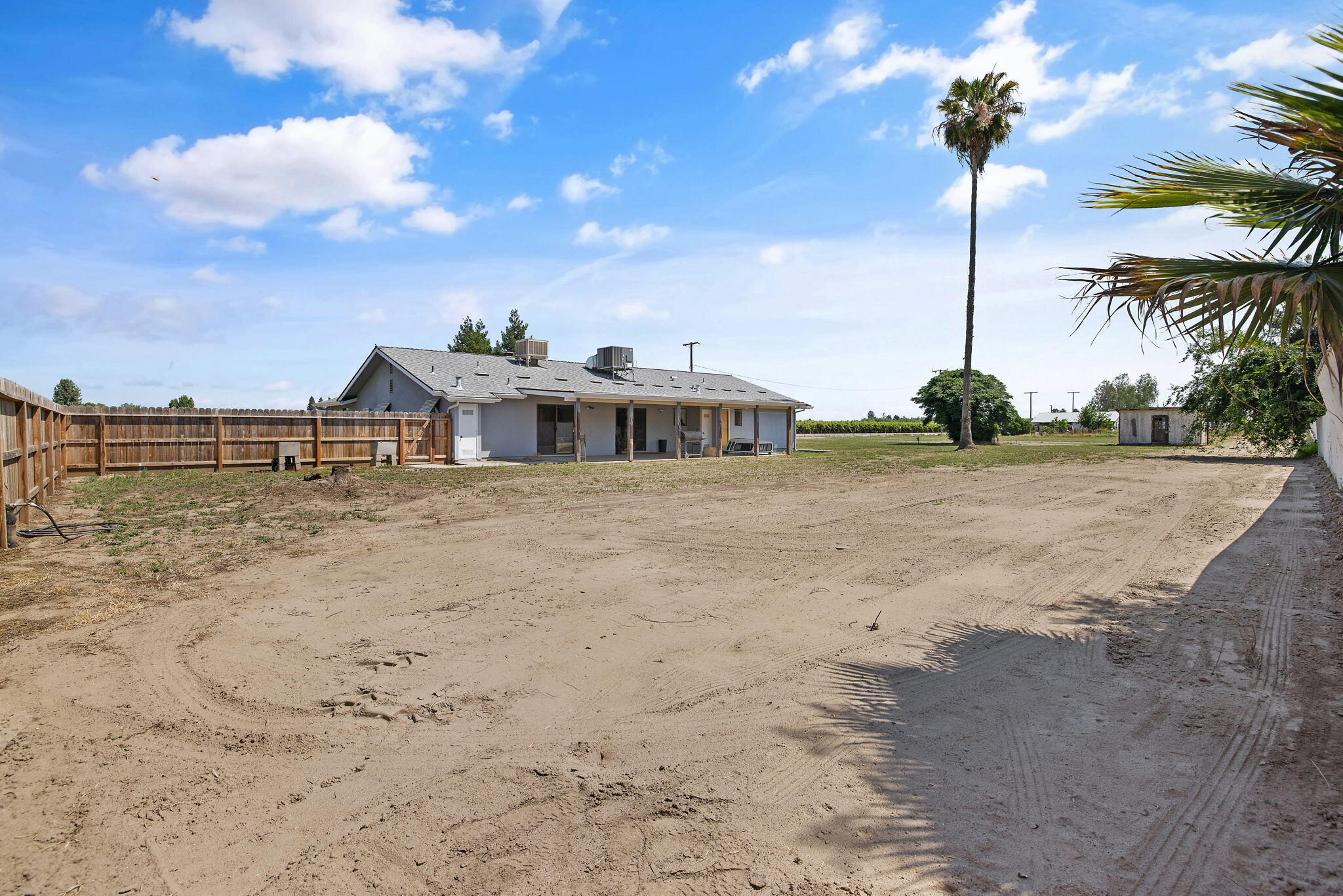 26176 Road 118, Tulare, CA 93274
