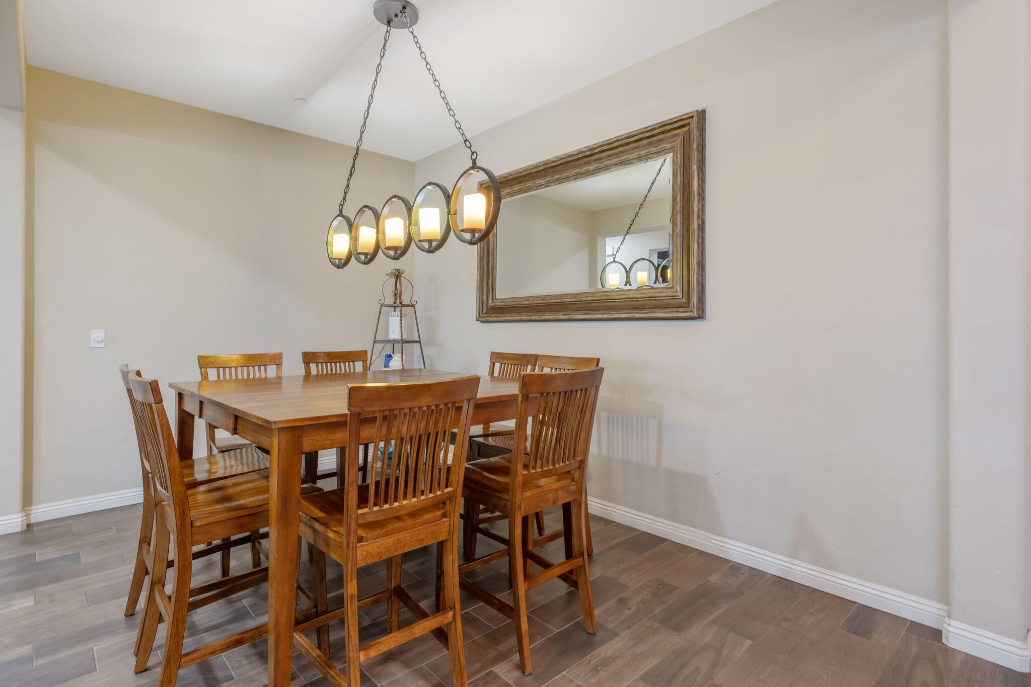 2649 N Sidney St, Visalia, CA 93291