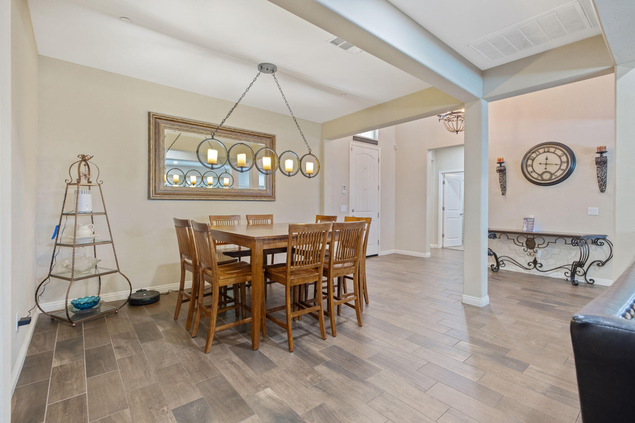 2649 N Sidney St, Visalia, CA 93291