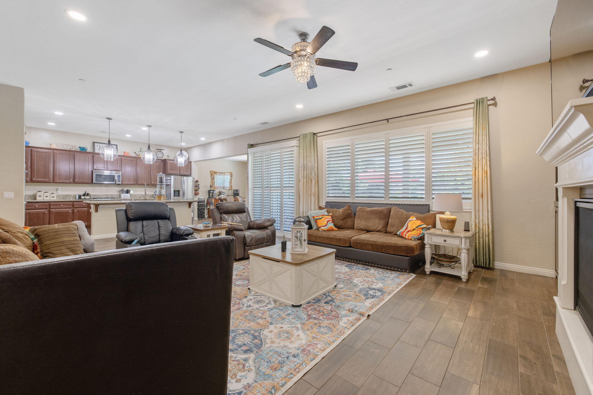 2649 N Sidney St, Visalia, CA 93291