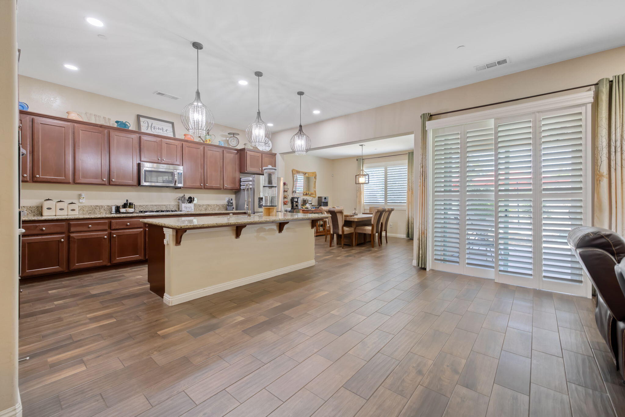 2649 N Sidney St, Visalia, CA 93291