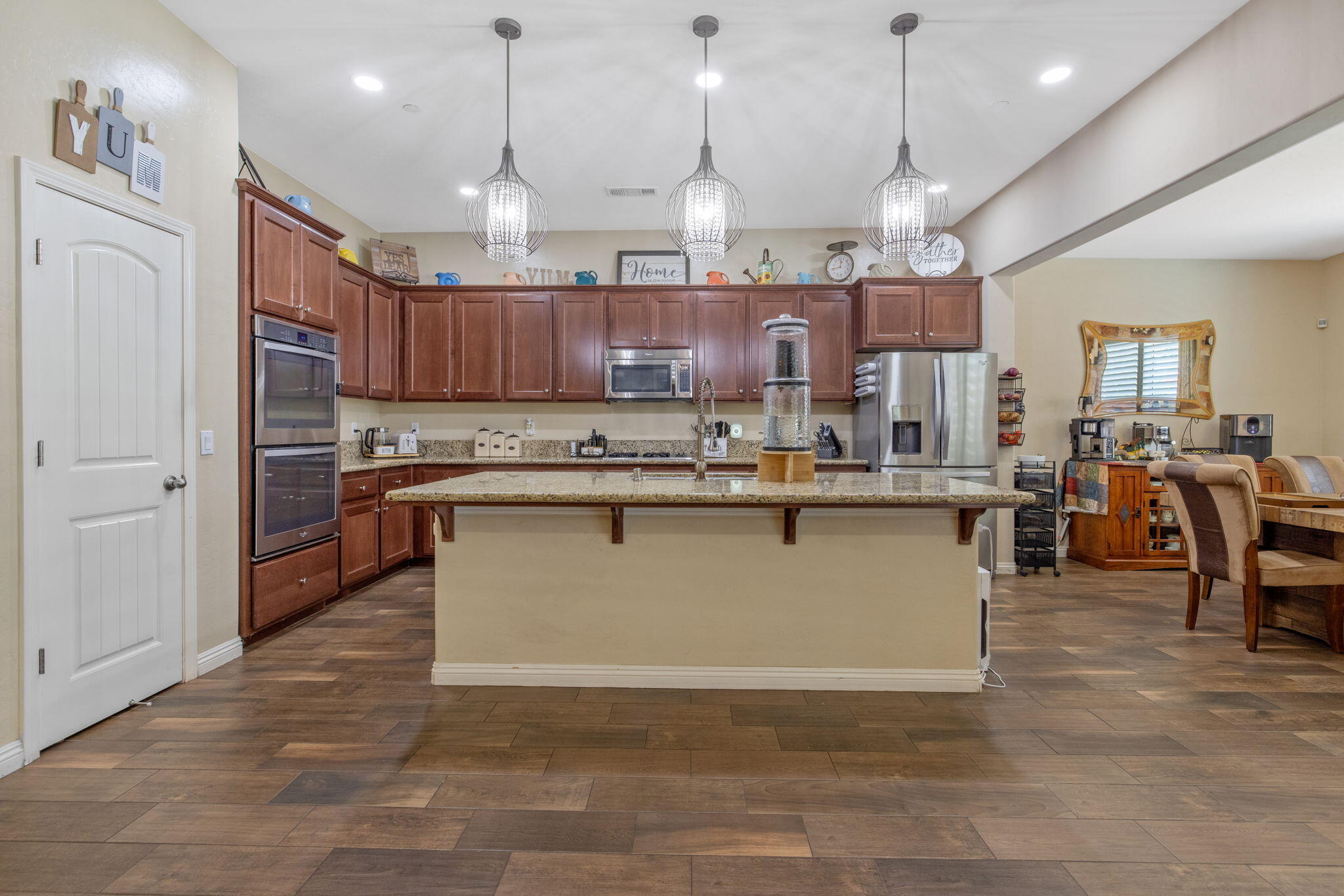 2649 N Sidney St, Visalia, CA 93291