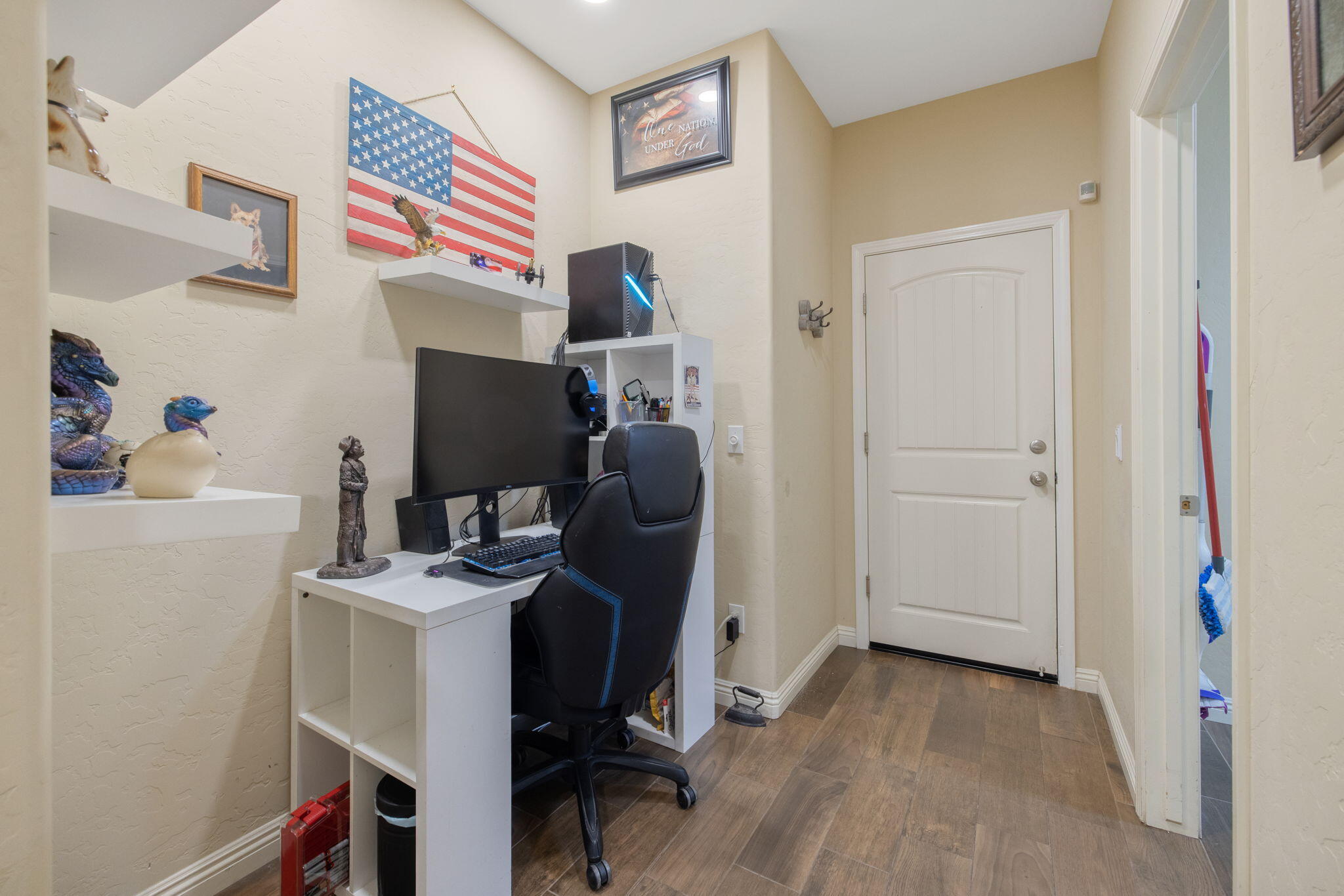 2649 N Sidney St, Visalia, CA 93291