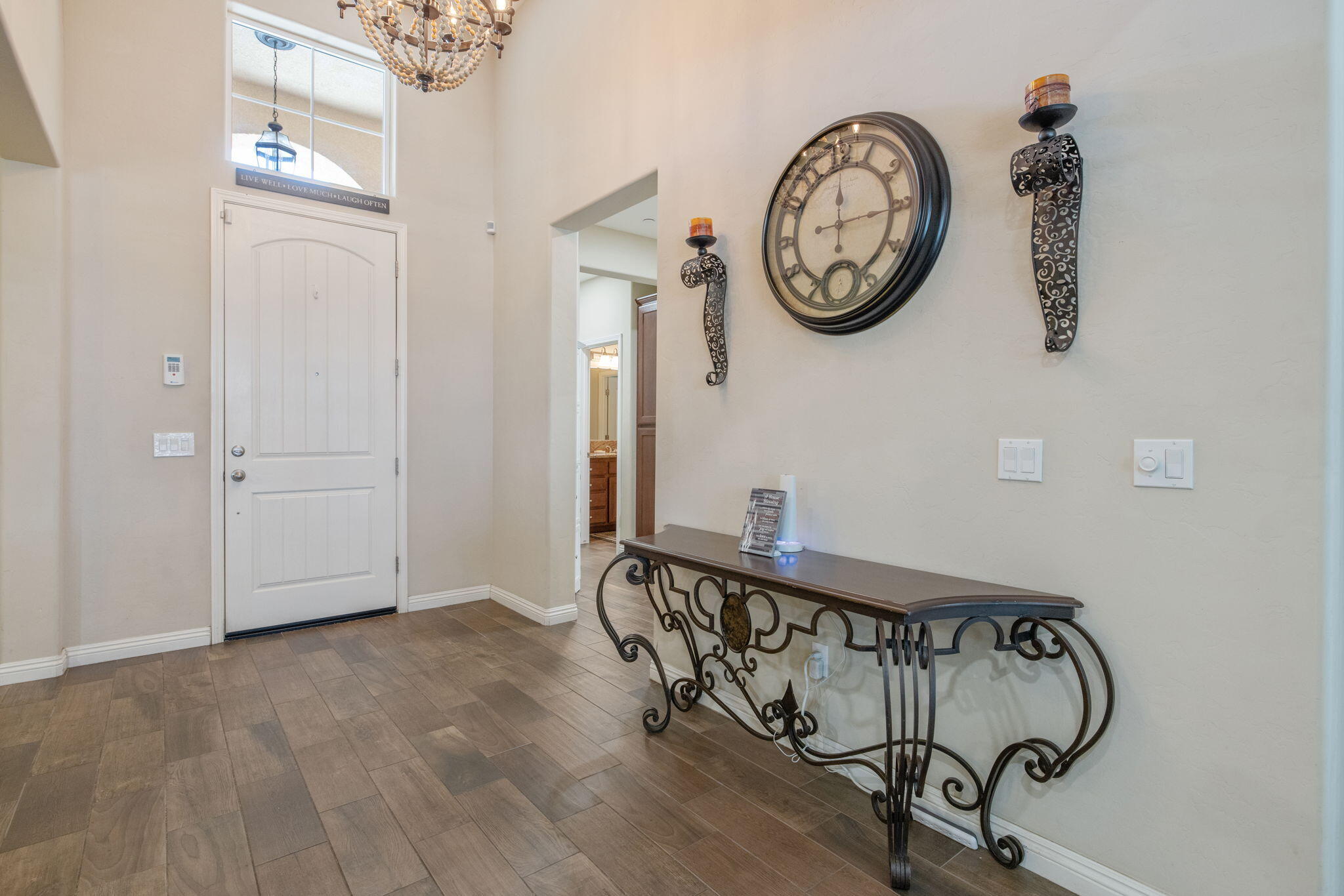 2649 N Sidney St, Visalia, CA 93291