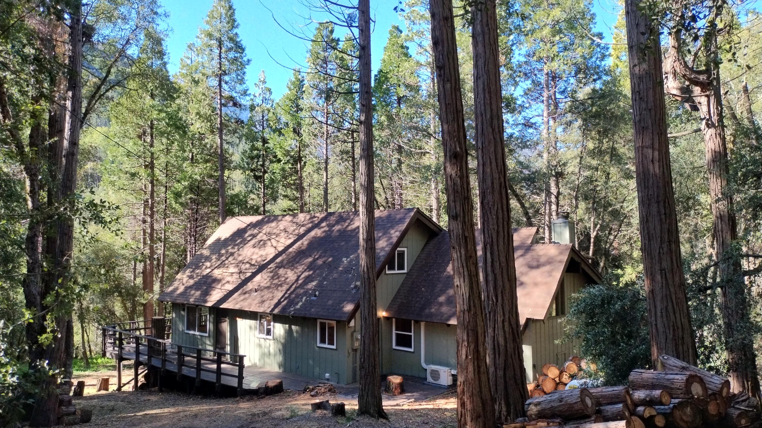 1693 Coy Flat Dr, Springville, CA 93265