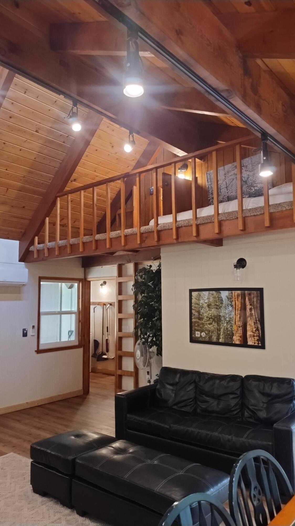 1693 Coy Flat Dr, Springville, CA 93265