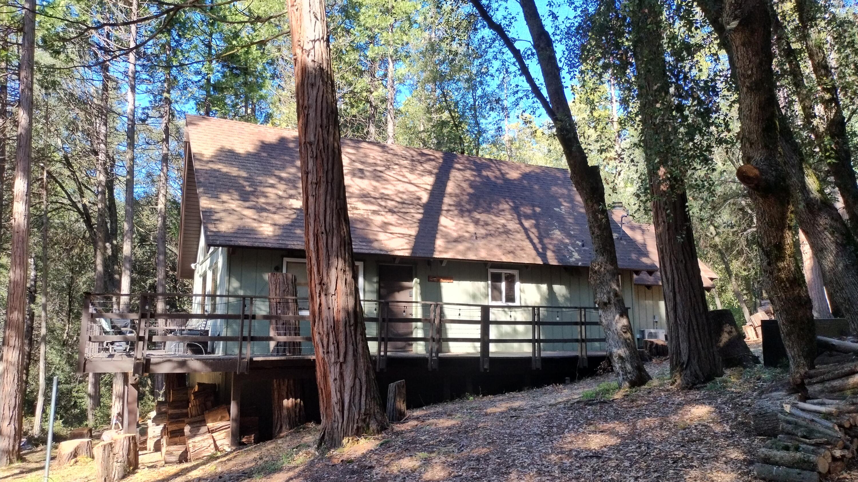1693 Coy Flat Dr, Springville, CA 93265