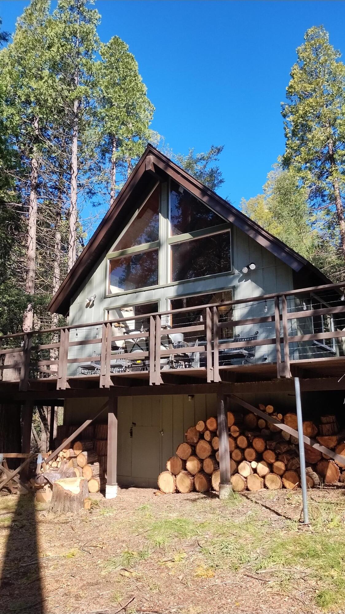 1693 Coy Flat Dr, Springville, CA 93265