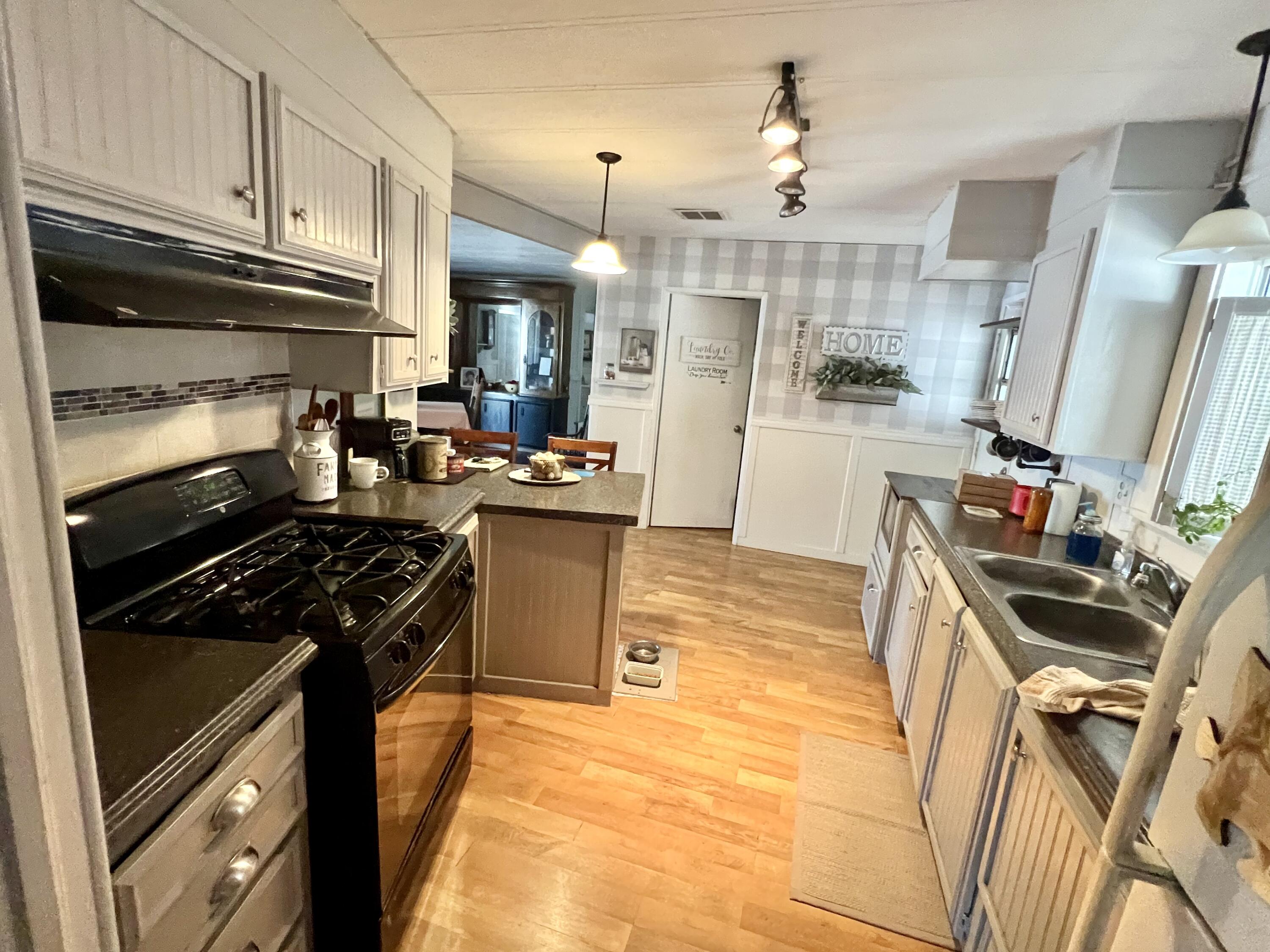 314 N Albert Ave #86, Exeter, CA 93221
