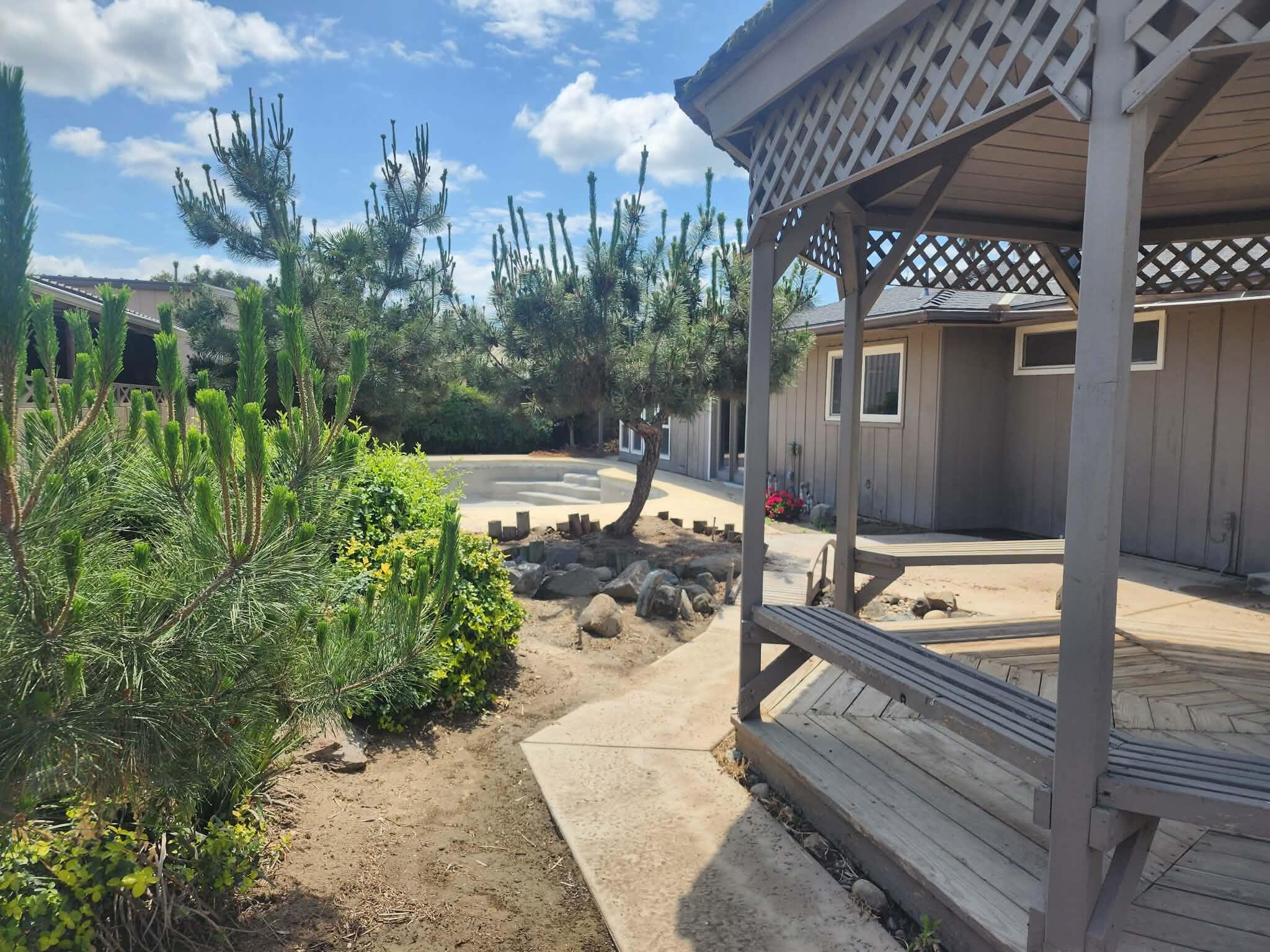 12778 S Mccall Ave, Selma, CA 93662