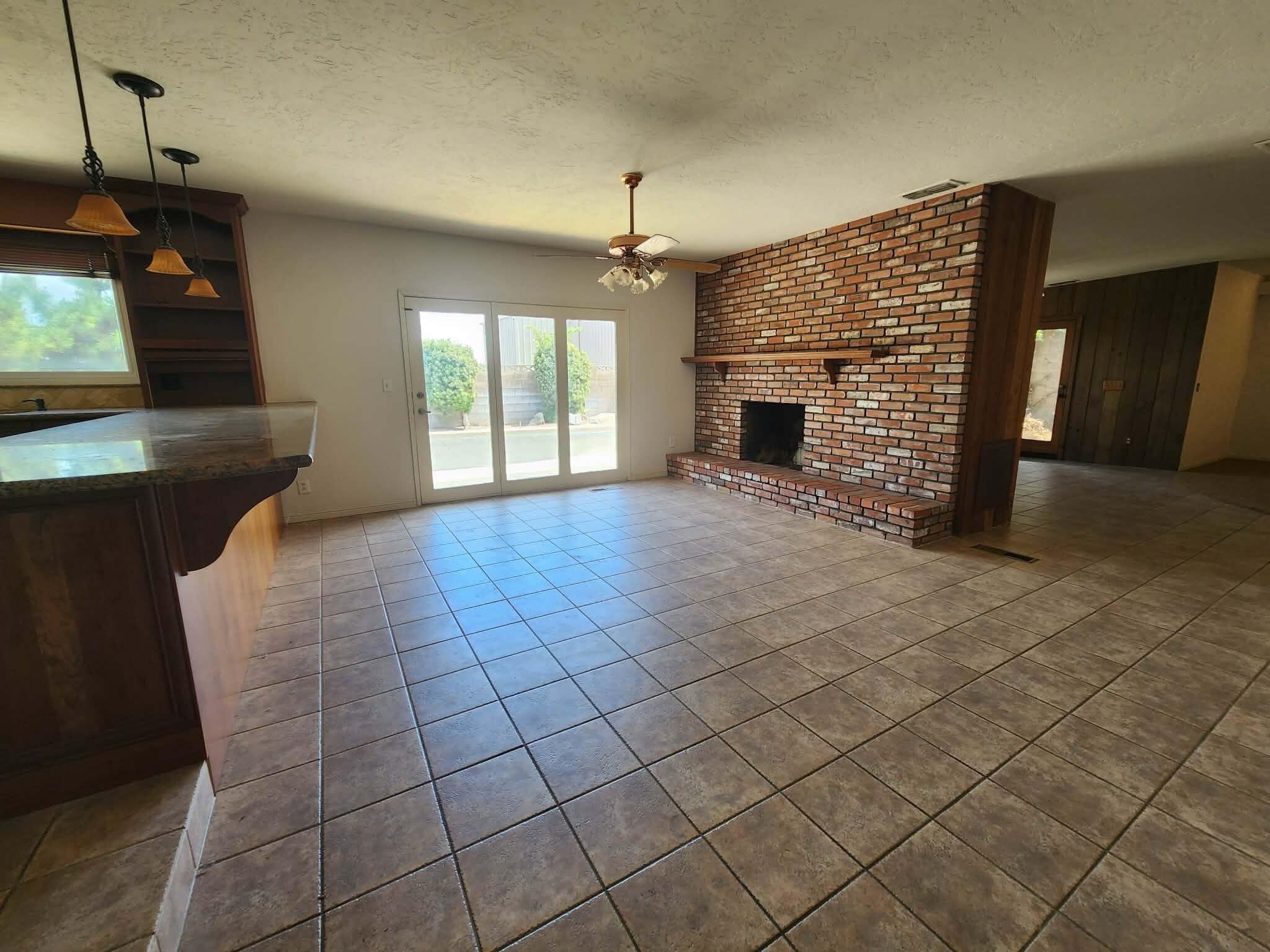 12778 S Mccall Ave, Selma, CA 93662