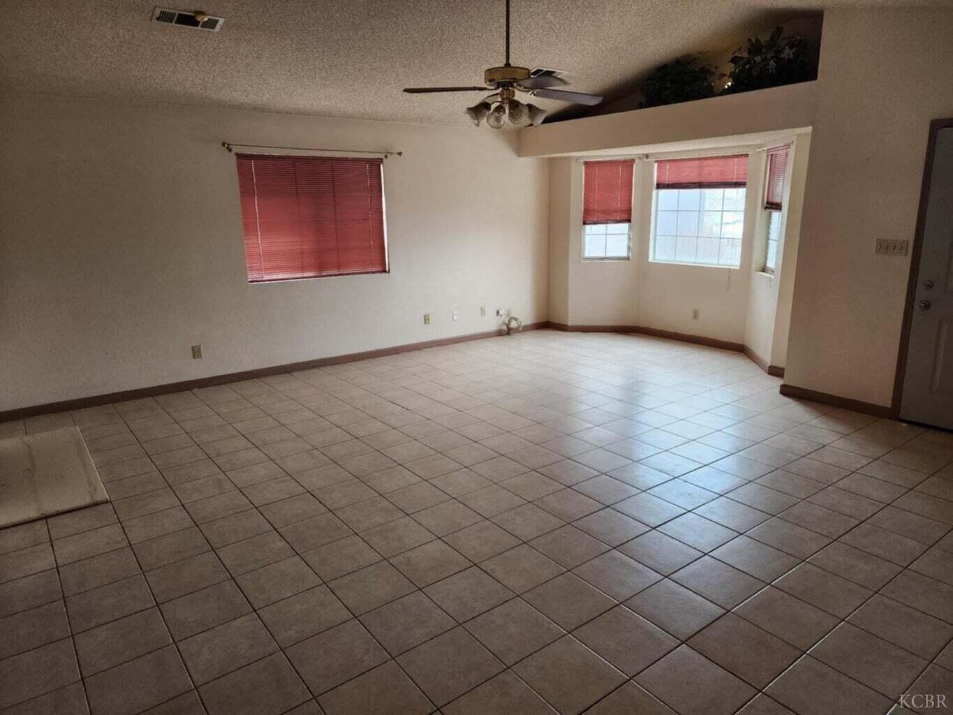 12778 S Mccall Ave, Selma, CA 93662