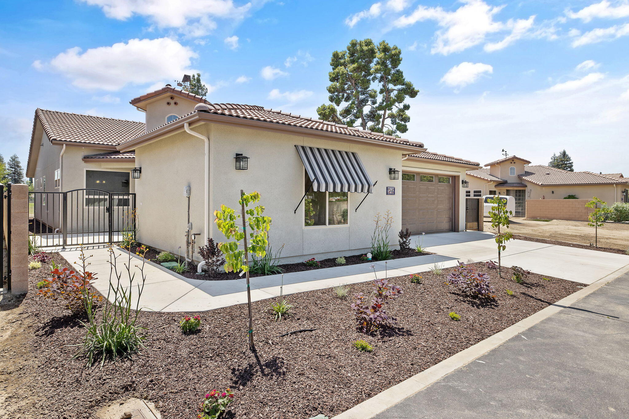 546 Little Ln, Exeter, CA 93221