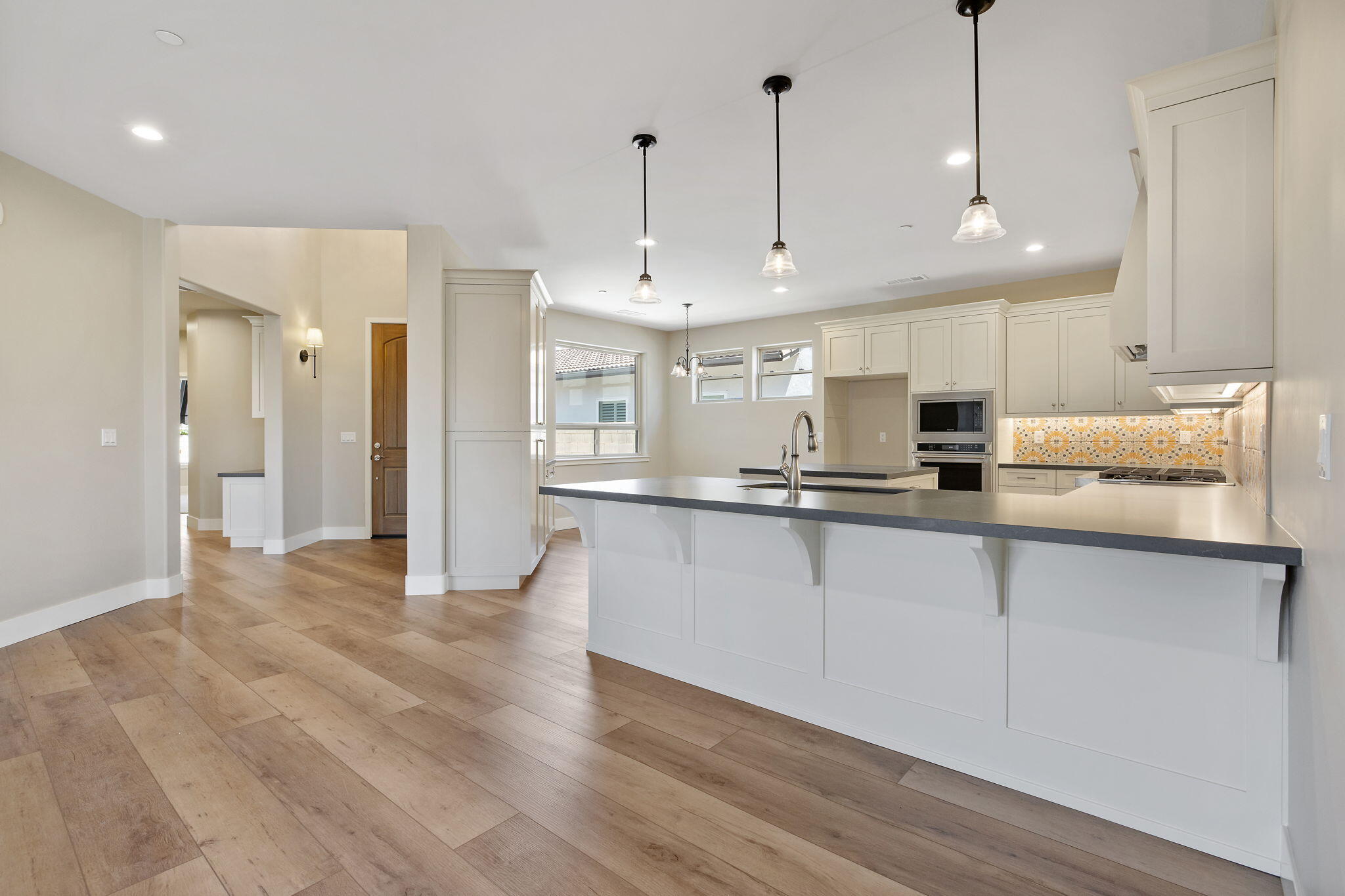 546 Little Ln, Exeter, CA 93221