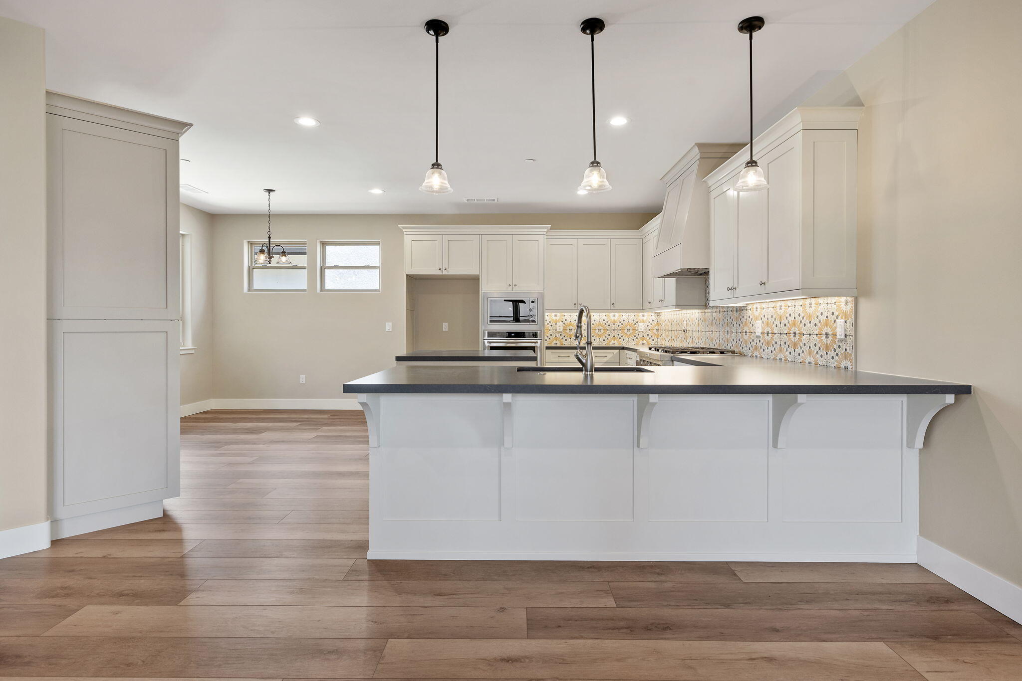 546 Little Ln, Exeter, CA 93221