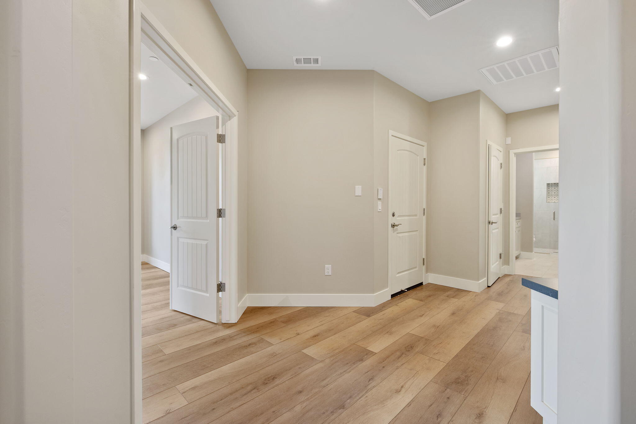 546 Little Ln, Exeter, CA 93221