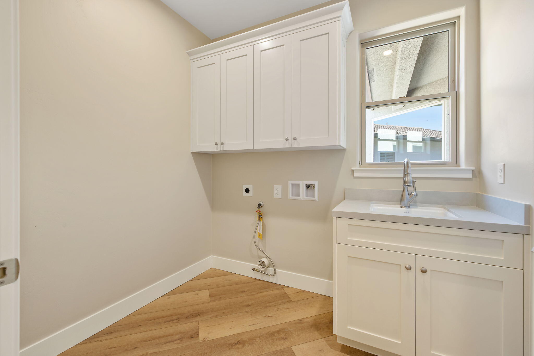 546 Little Ln, Exeter, CA 93221