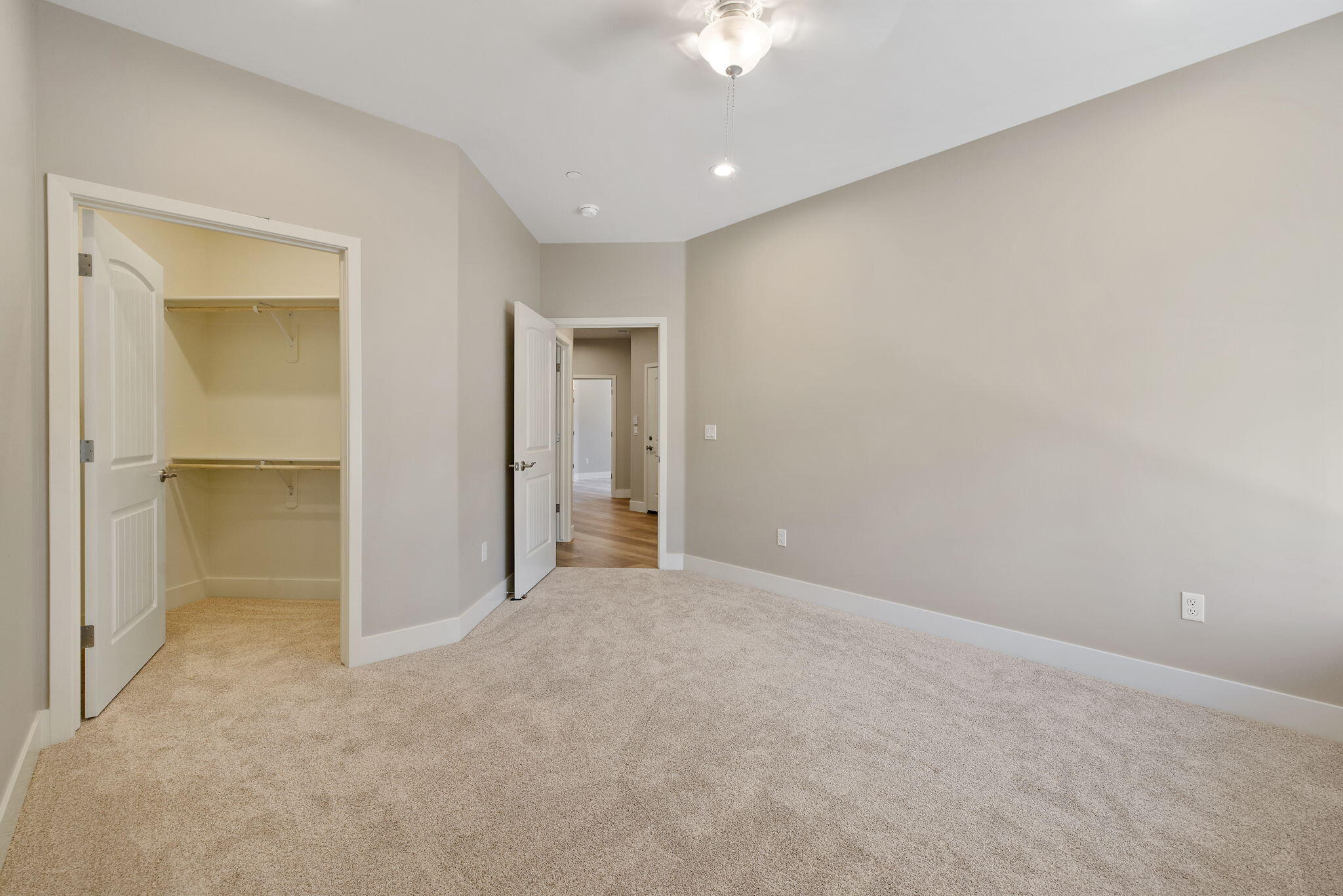 546 Little Ln, Exeter, CA 93221