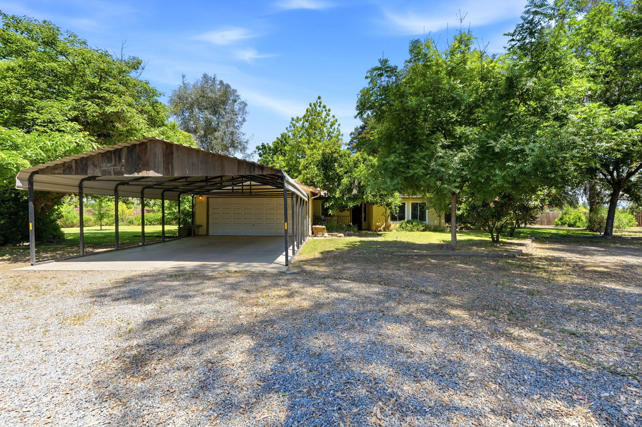 12470 Hacienda Ave, Visalia, CA 93291