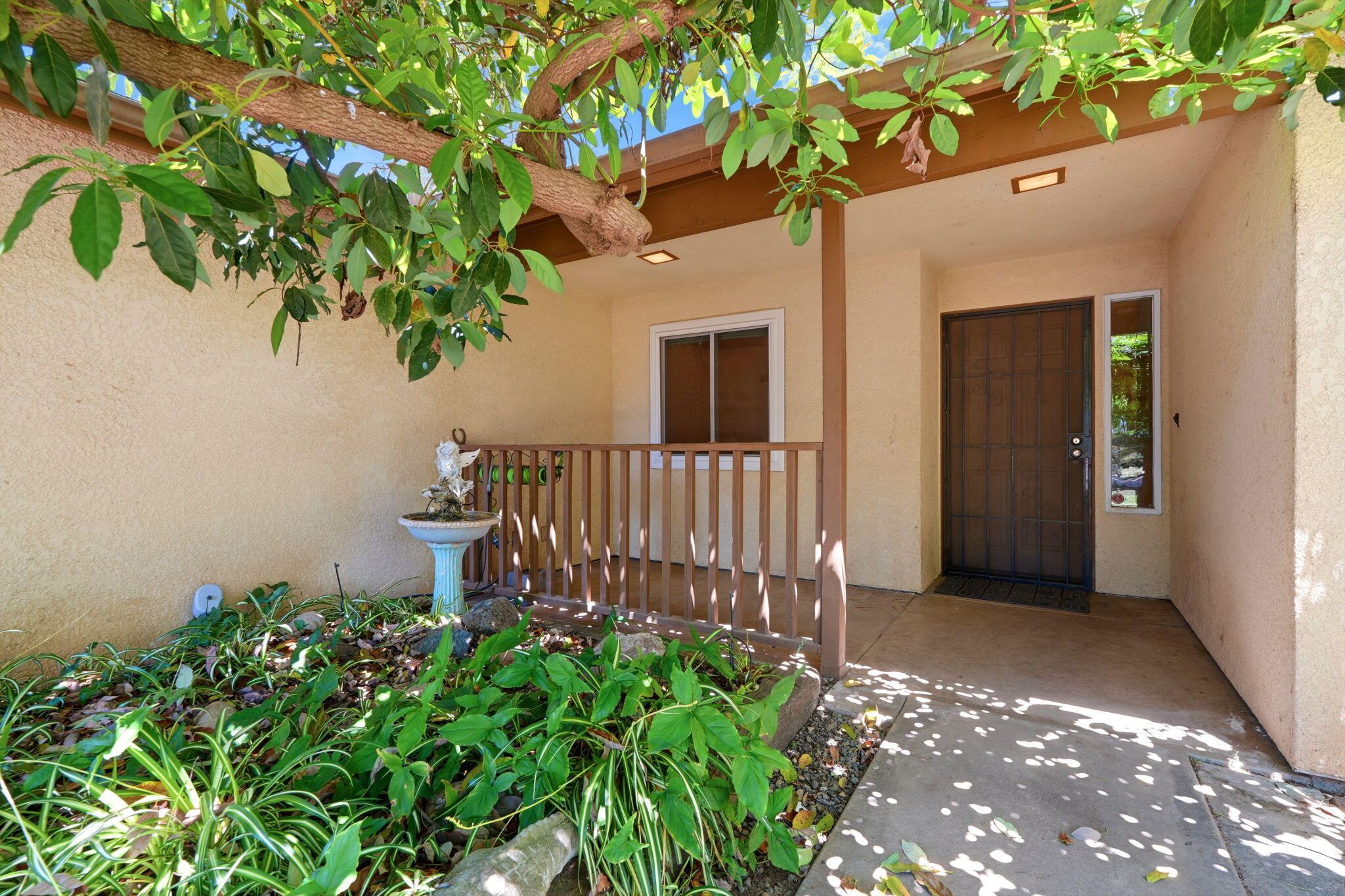 12470 Hacienda Ave, Visalia, CA 93291