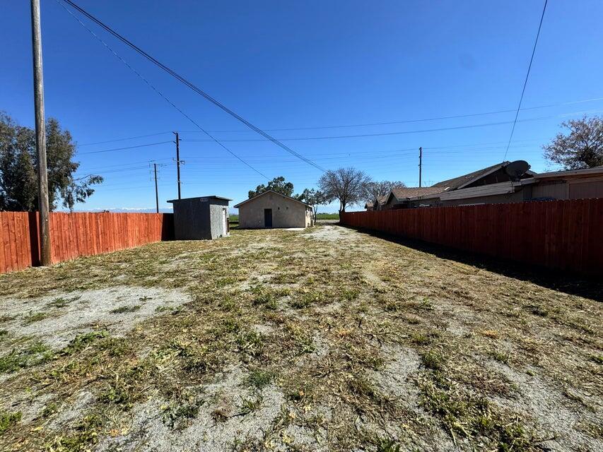 177 S Callison Rd, Tipton, CA 93272