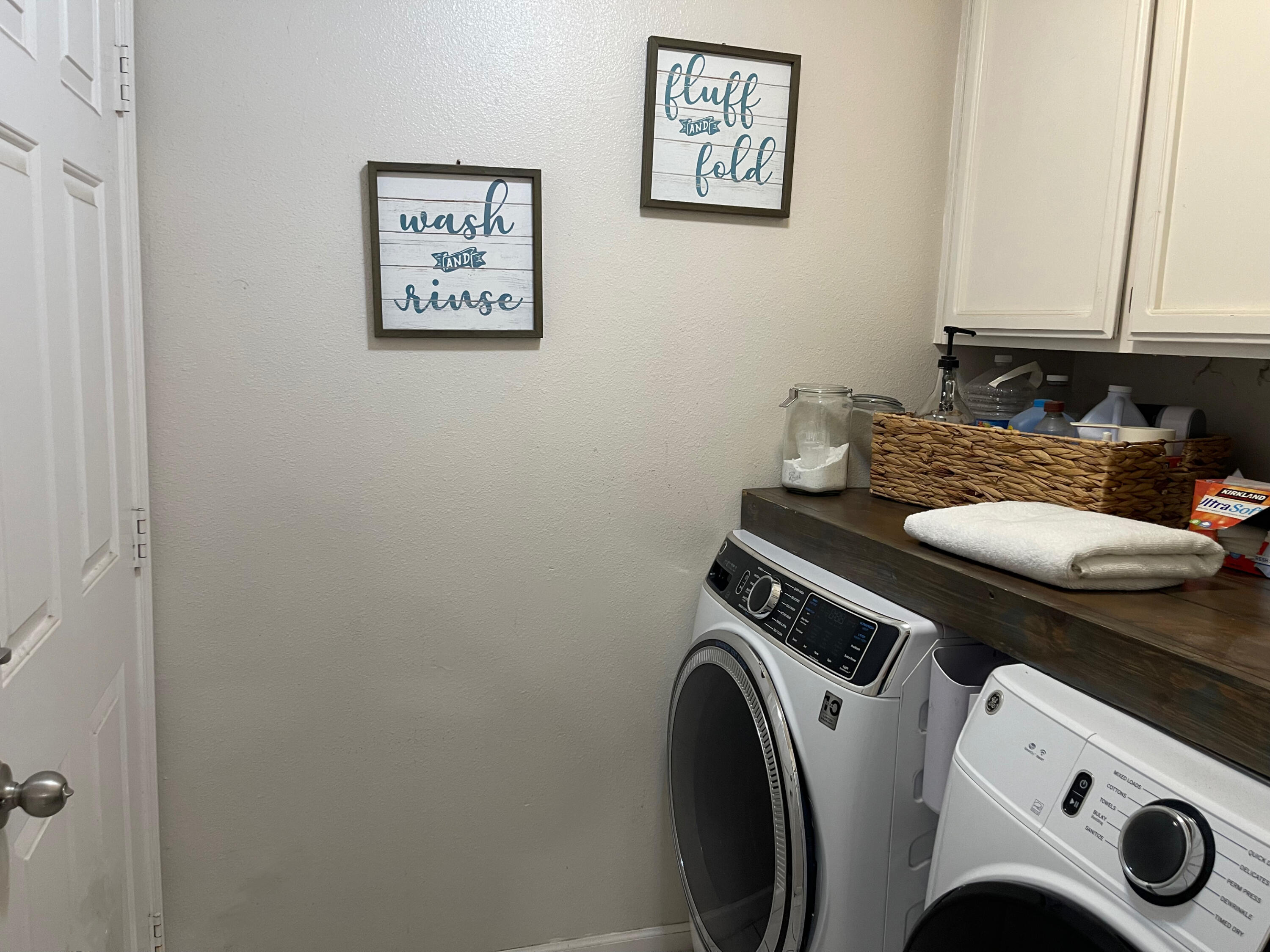 2341 E Four Creeks Ct, Visalia, CA 93292