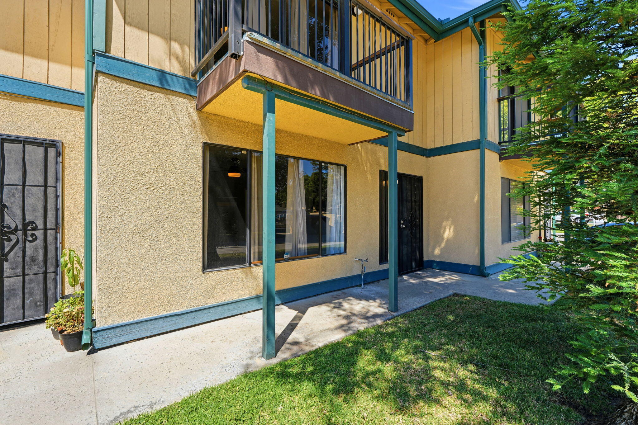 361 N Capitola Ct ##2, Porterville, CA 93257