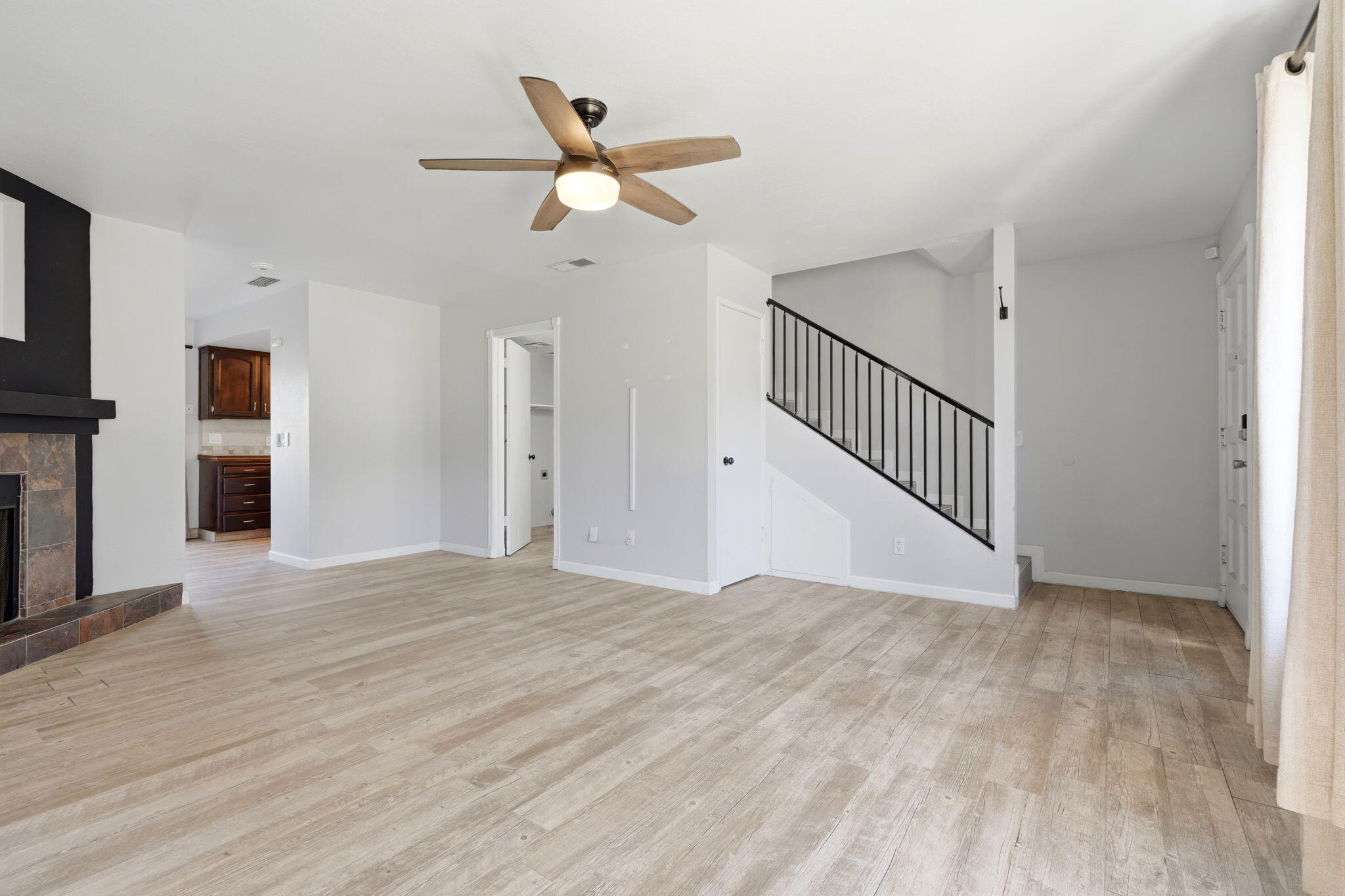 361 N Capitola Ct ##2, Porterville, CA 93257