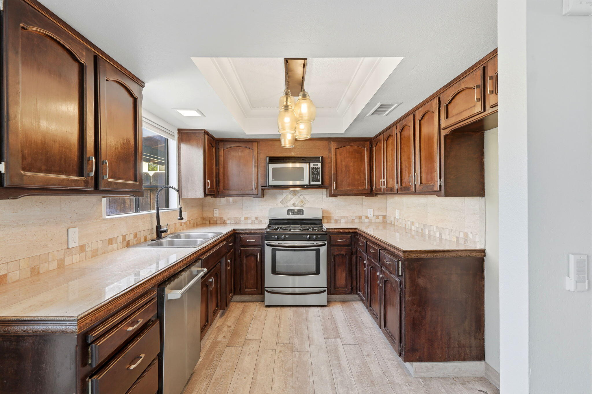 361 N Capitola Ct ##2, Porterville, CA 93257