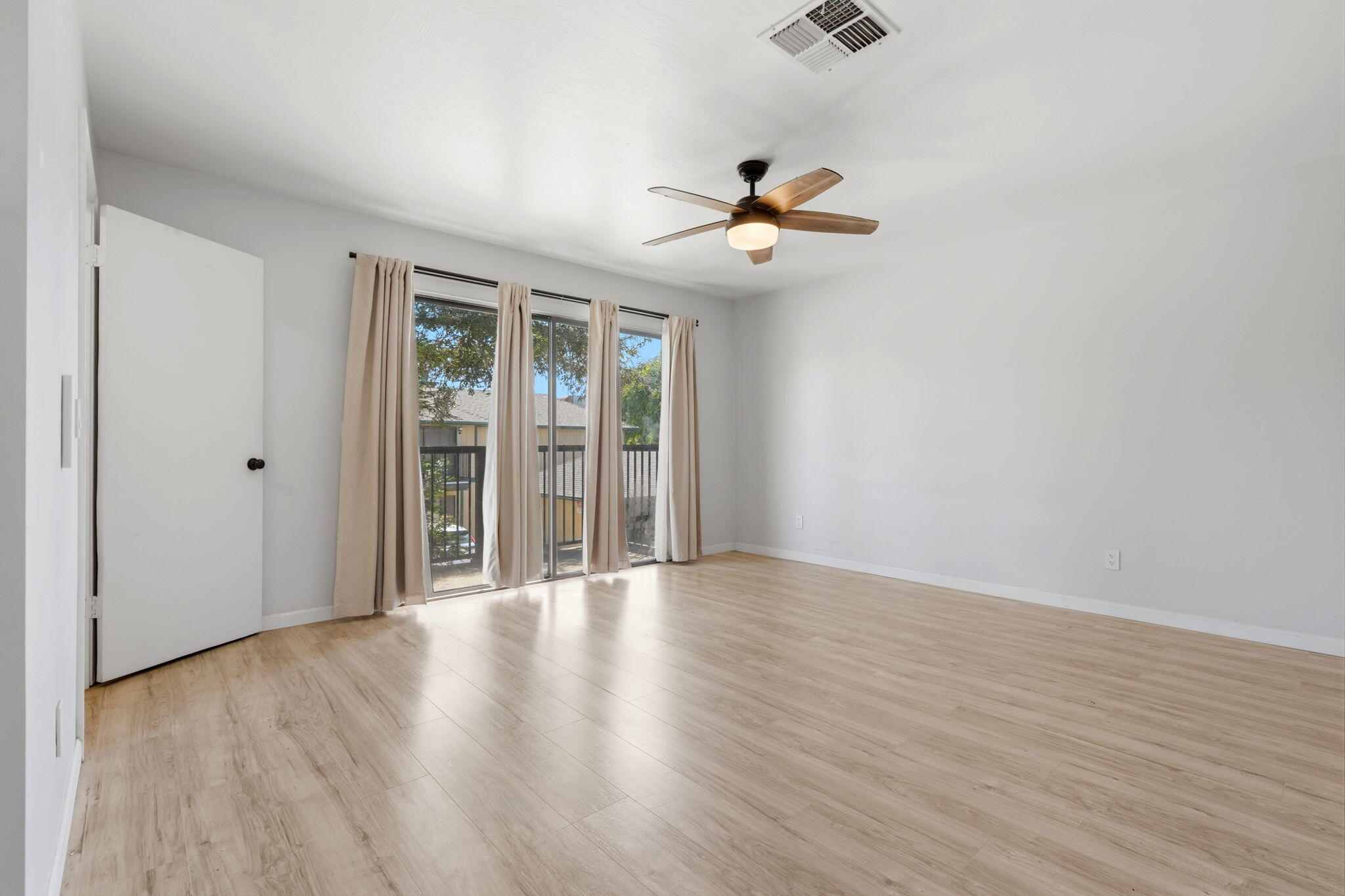 361 N Capitola Ct ##2, Porterville, CA 93257