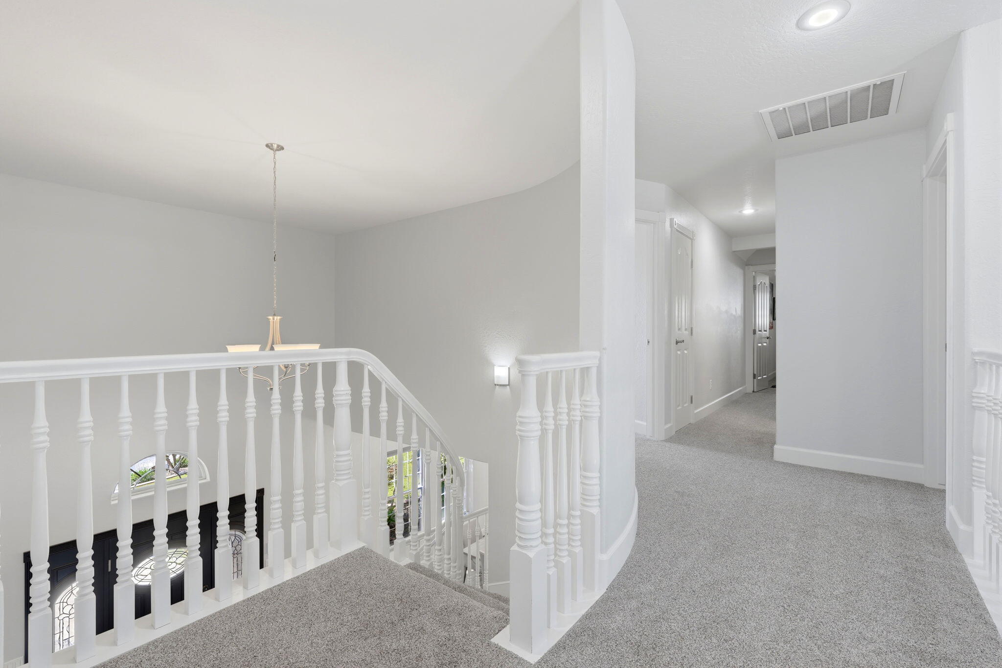 5036 Lakewood Dr, Visalia, CA 93291
