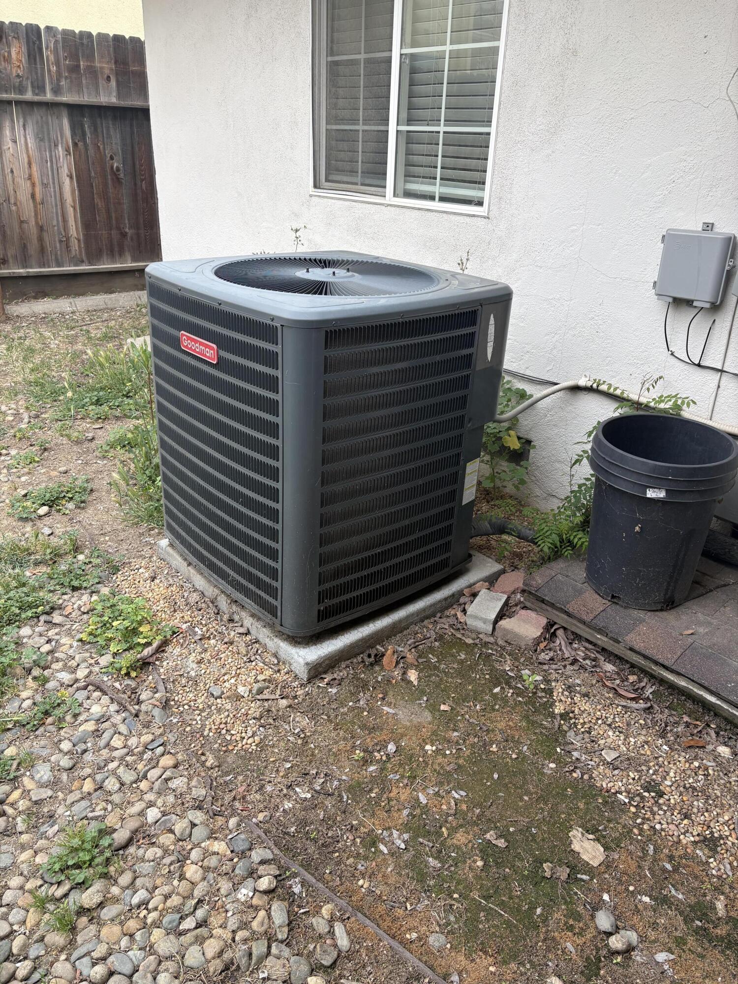 507 S Linda Vista St, Visalia, CA 93277