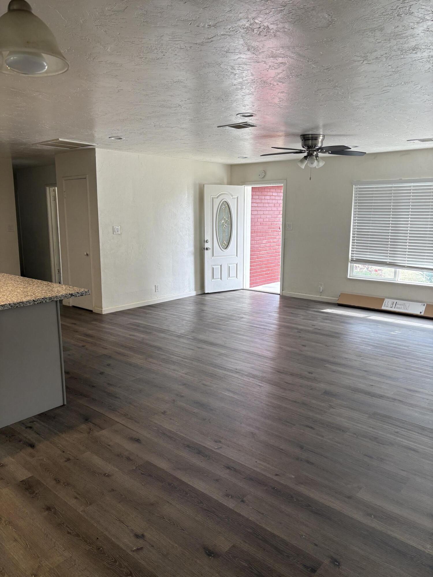 507 S Linda Vista St, Visalia, CA 93277