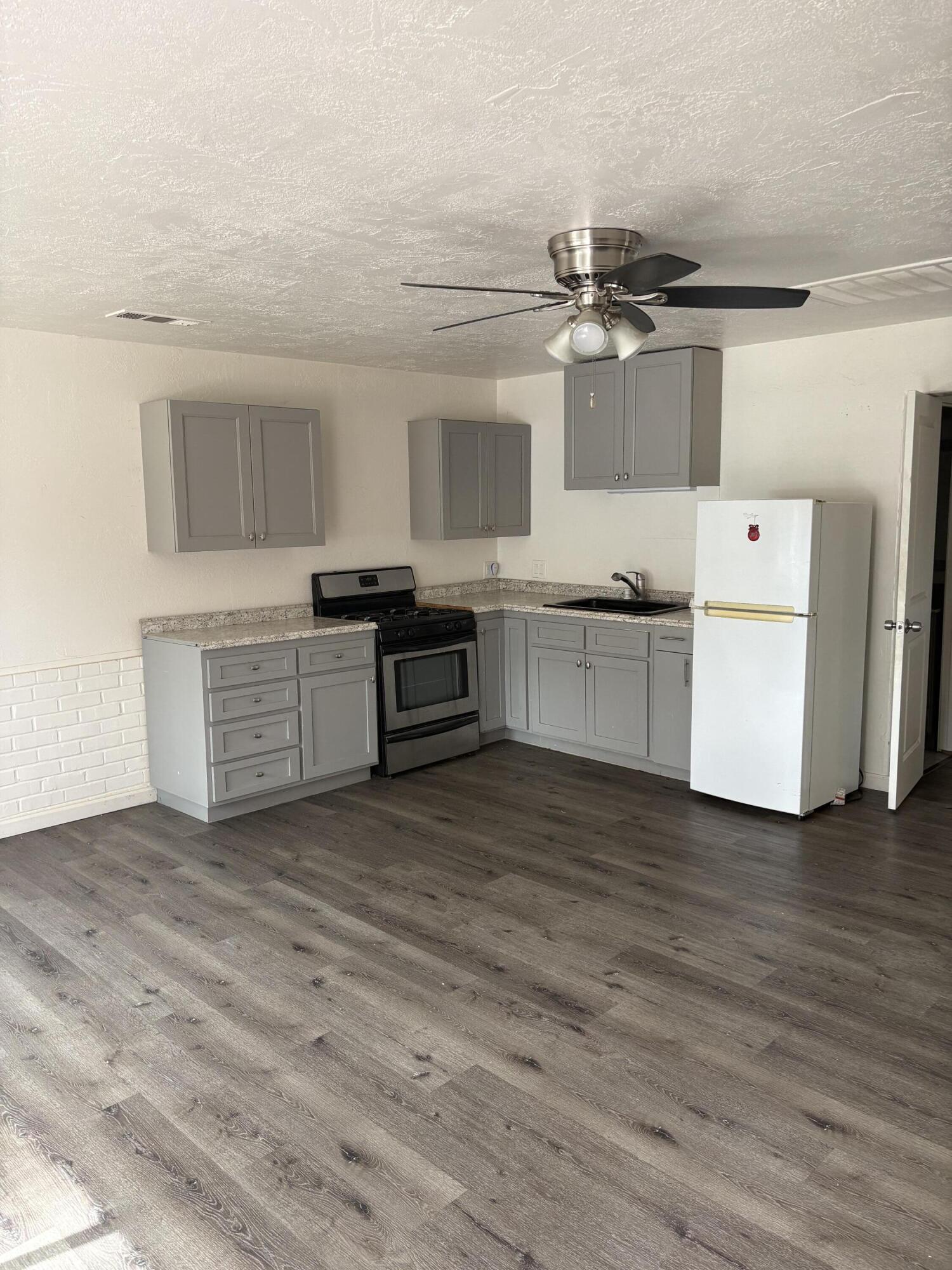 507 S Linda Vista St, Visalia, CA 93277
