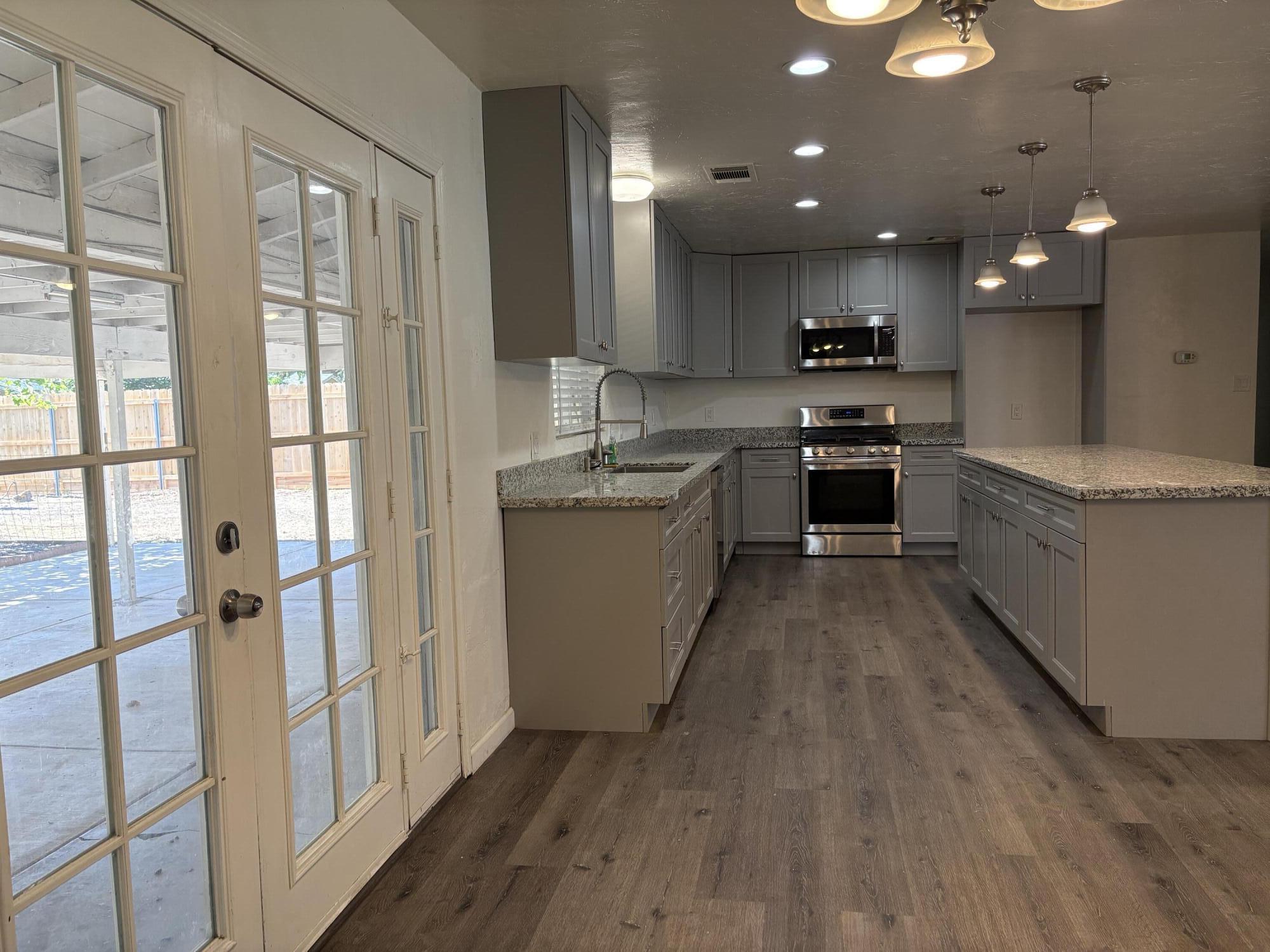 507 S Linda Vista St, Visalia, CA 93277