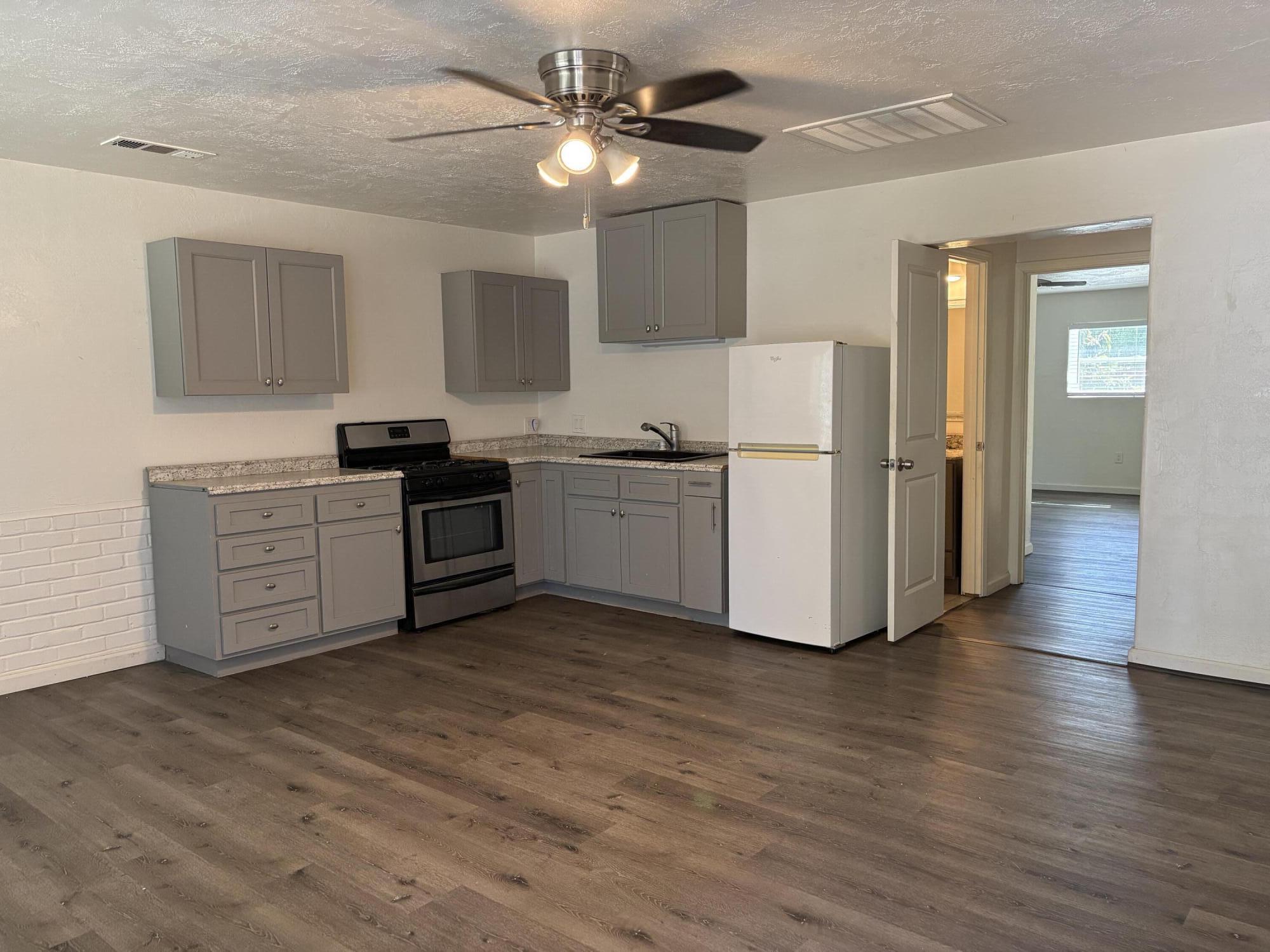 507 S Linda Vista St, Visalia, CA 93277