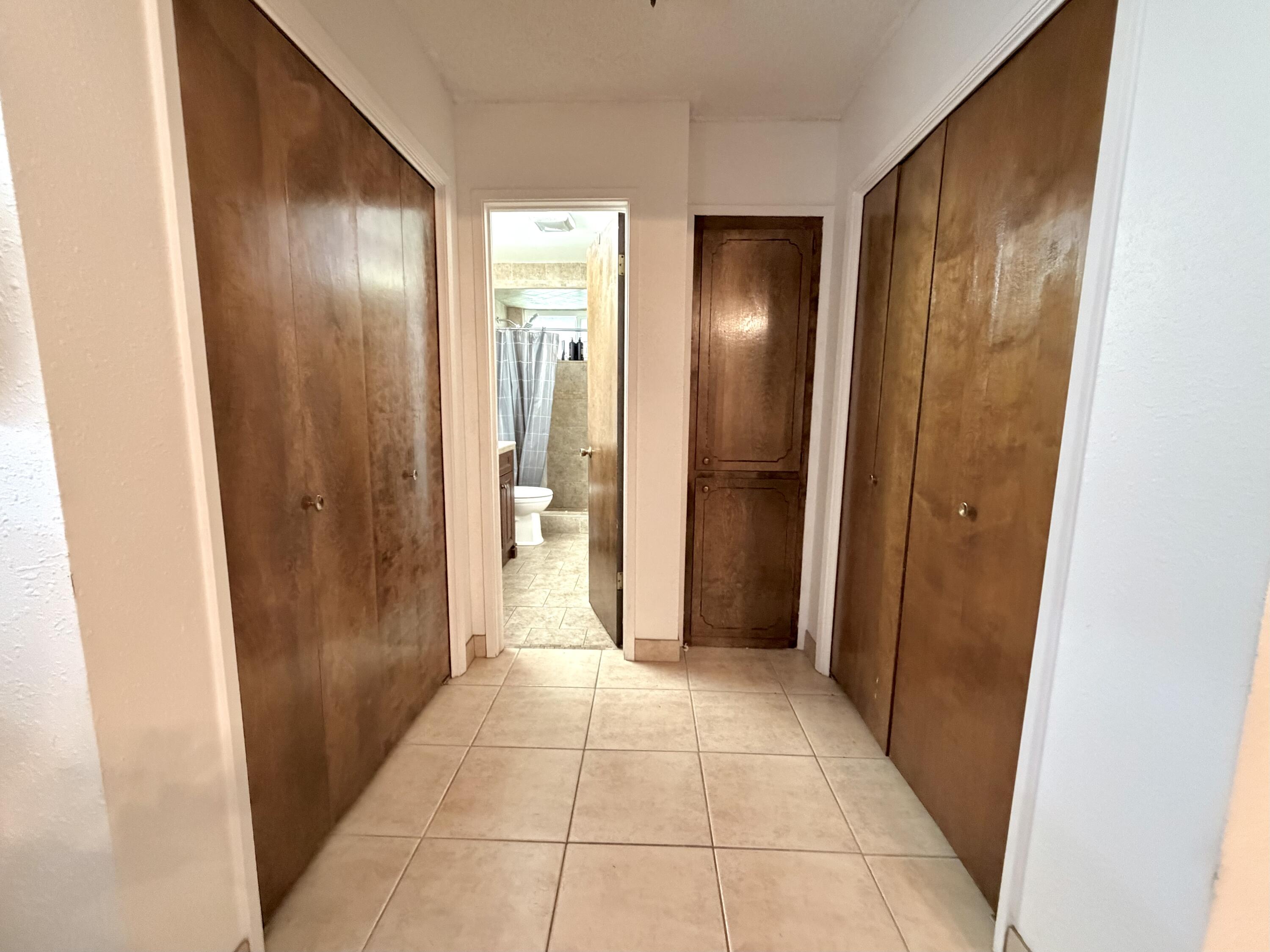 331 S Lotas St, Porterville, CA 93257