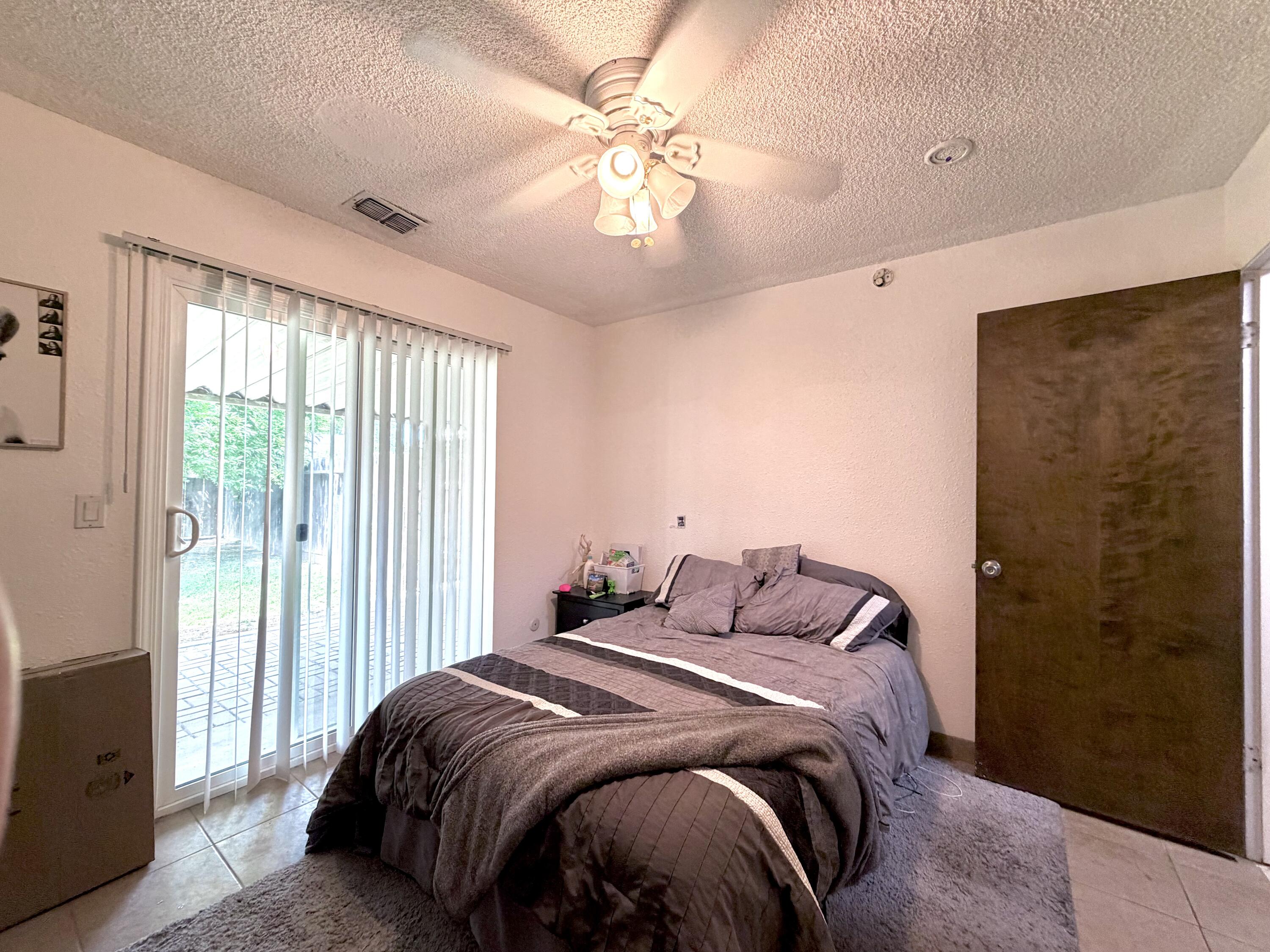 331 S Lotas St, Porterville, CA 93257