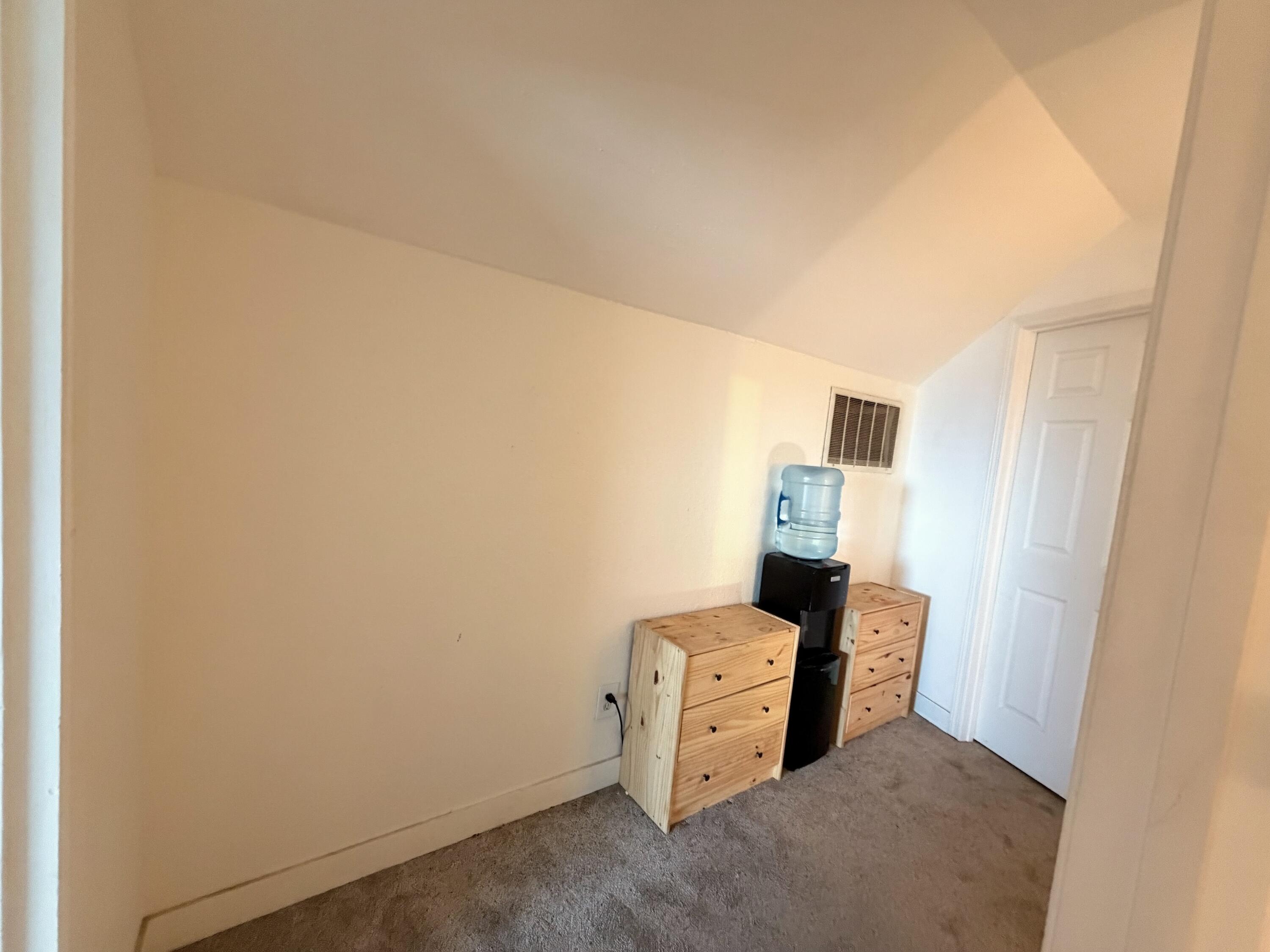 331 S Lotas St, Porterville, CA 93257