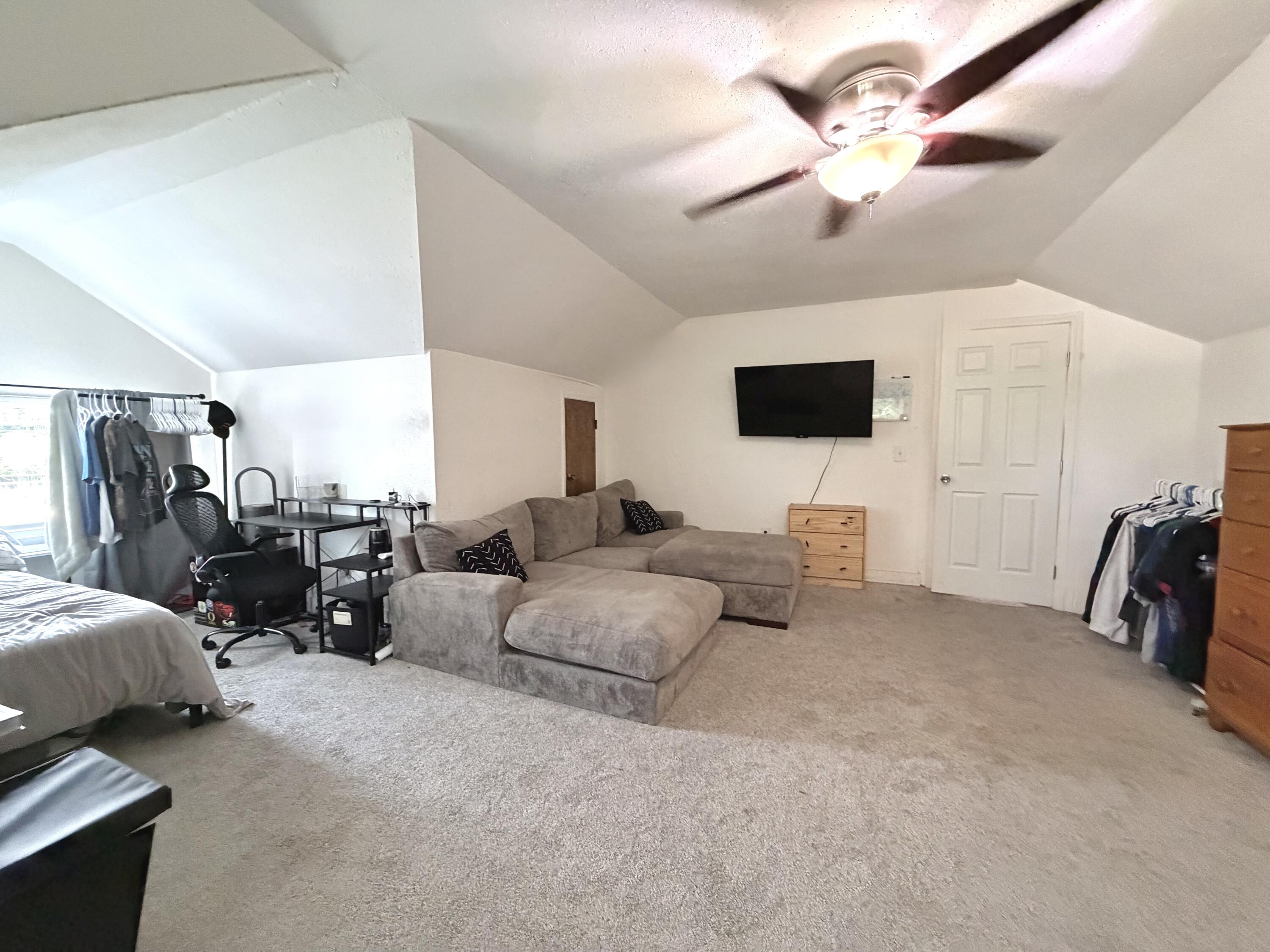 331 S Lotas St, Porterville, CA 93257