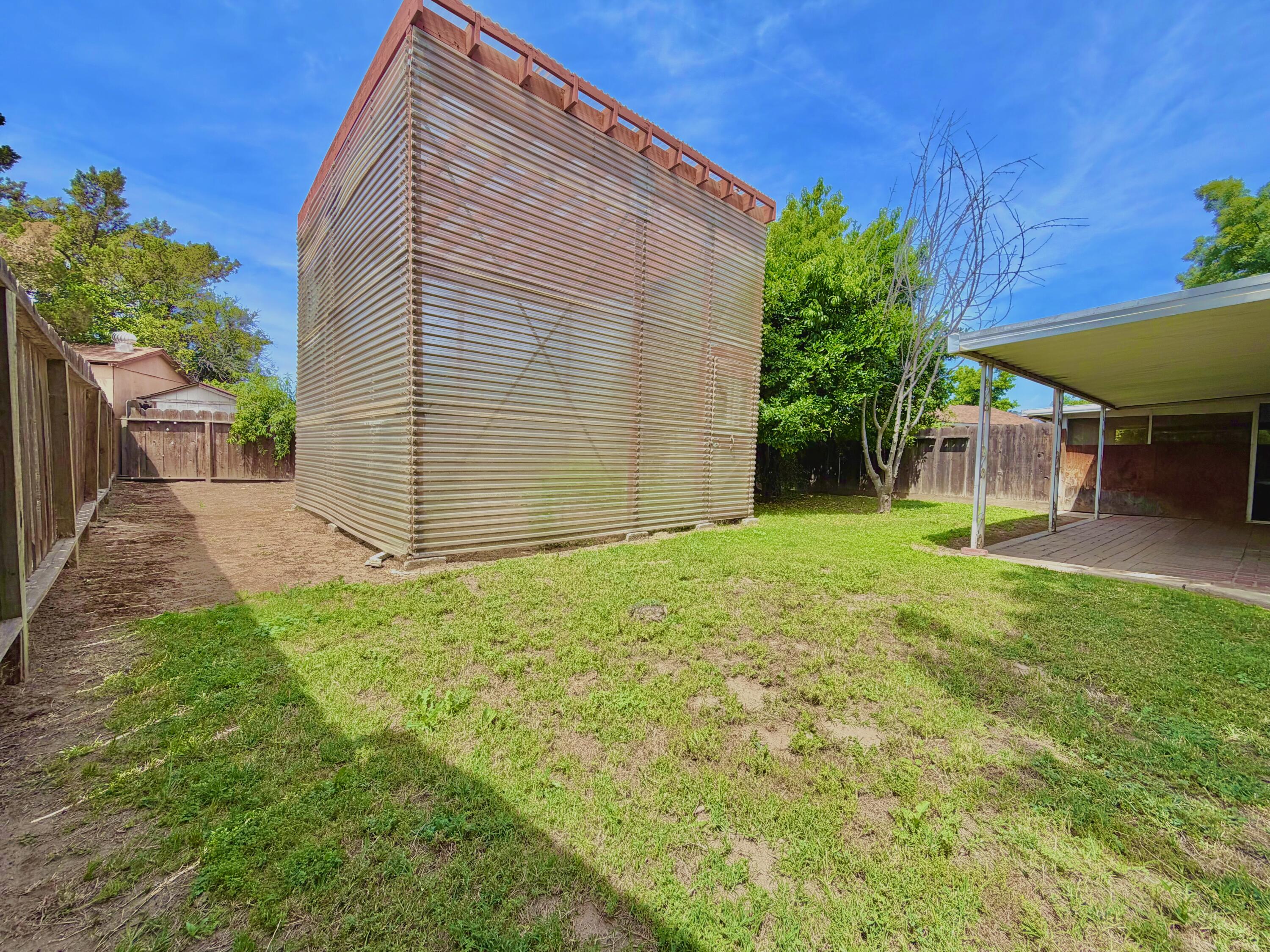 331 S Lotas St, Porterville, CA 93257