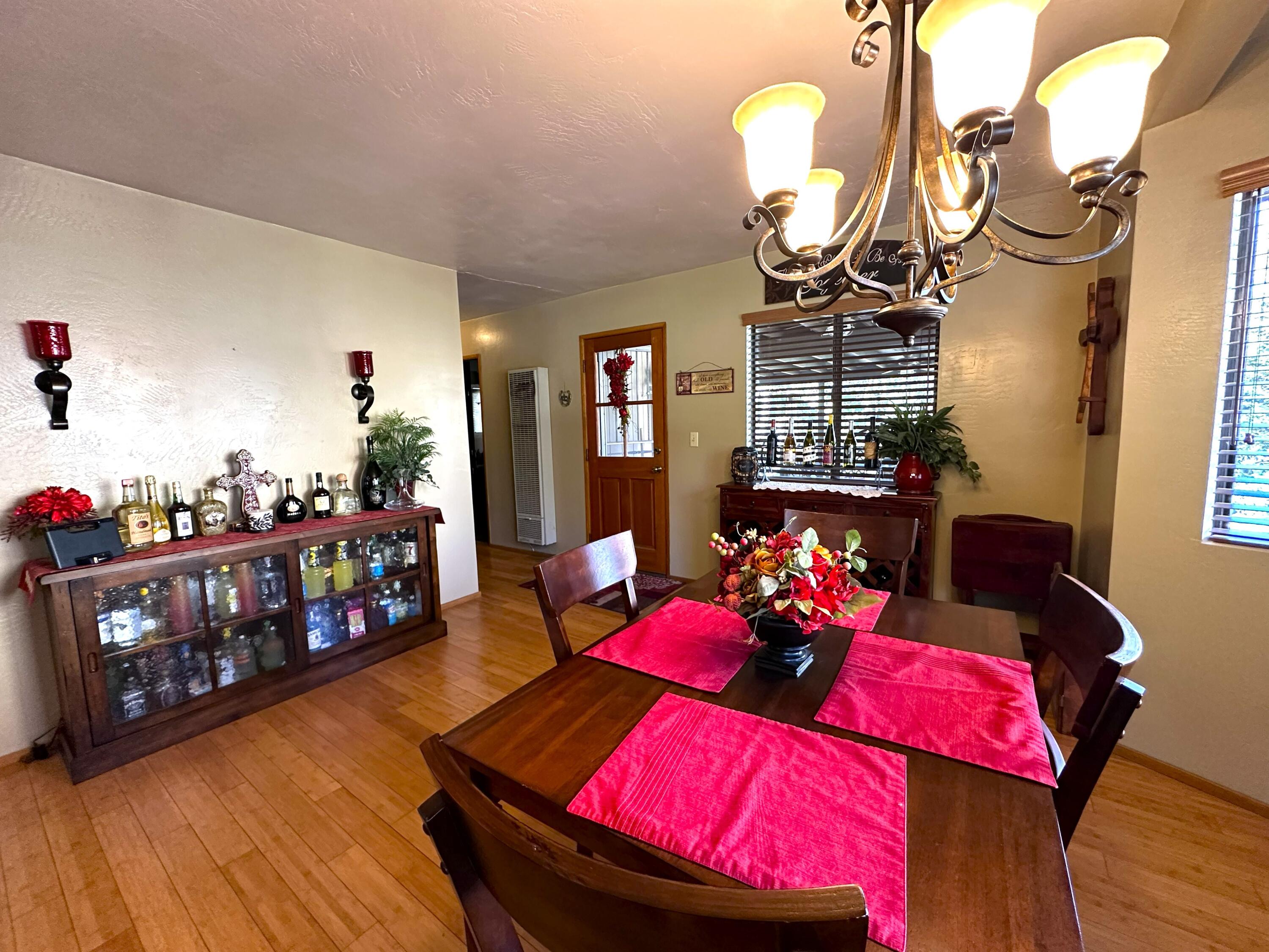 44127 Pine Flat Dr, California Hot Springs, CA 93207