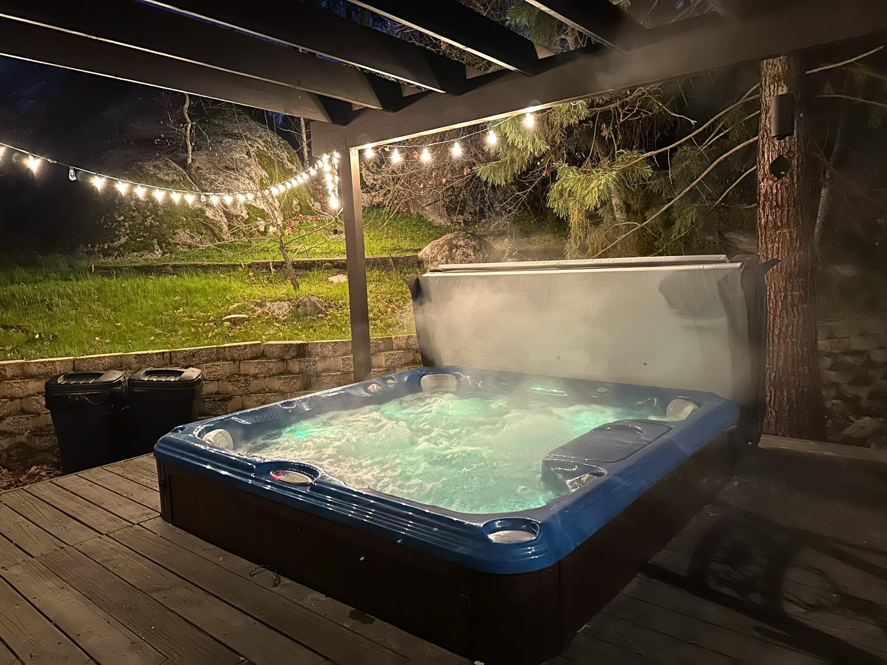 44127 Pine Flat Dr, California Hot Springs, CA 93207