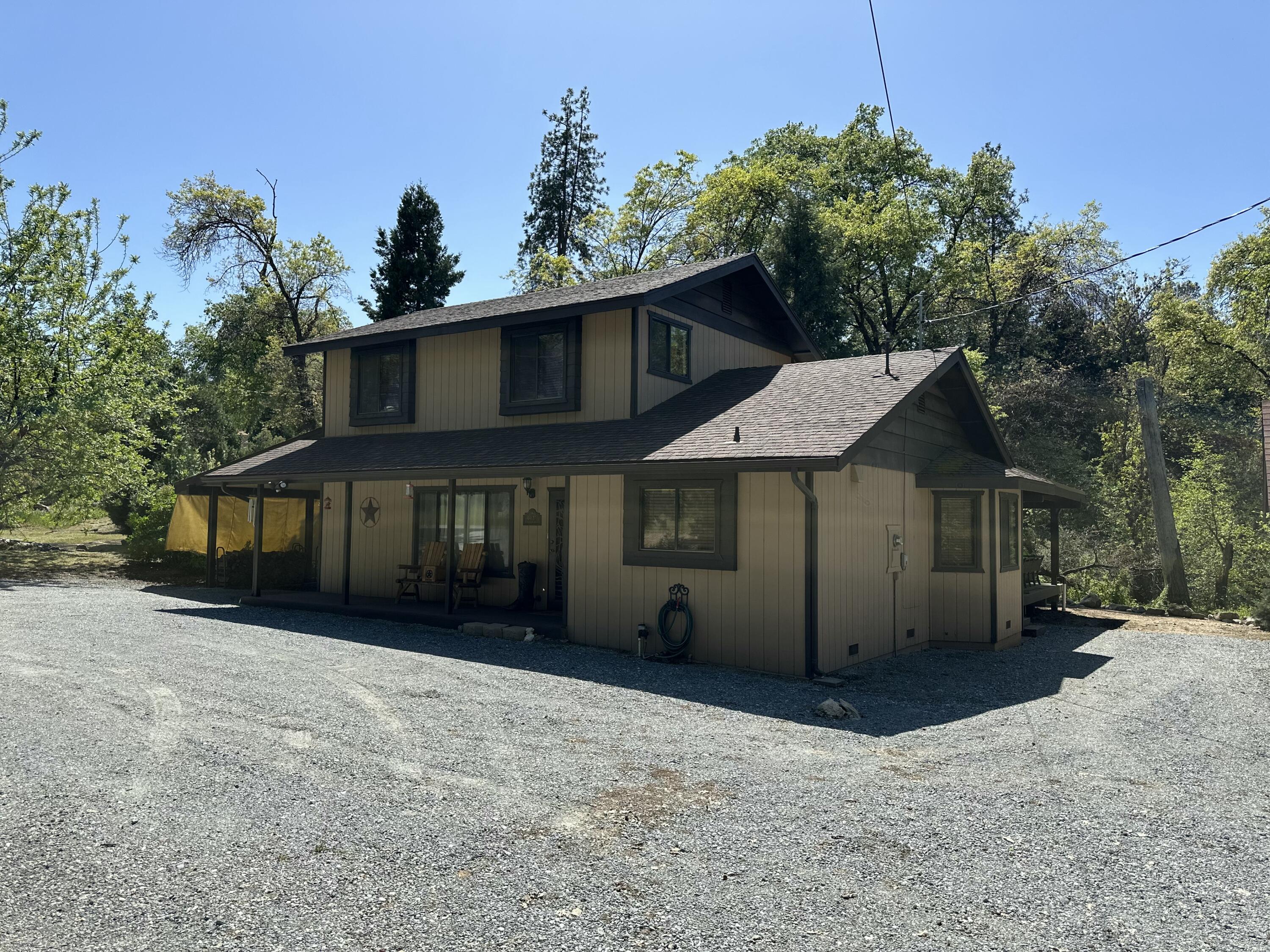 44127 Pine Flat Dr, California Hot Springs, CA 93207