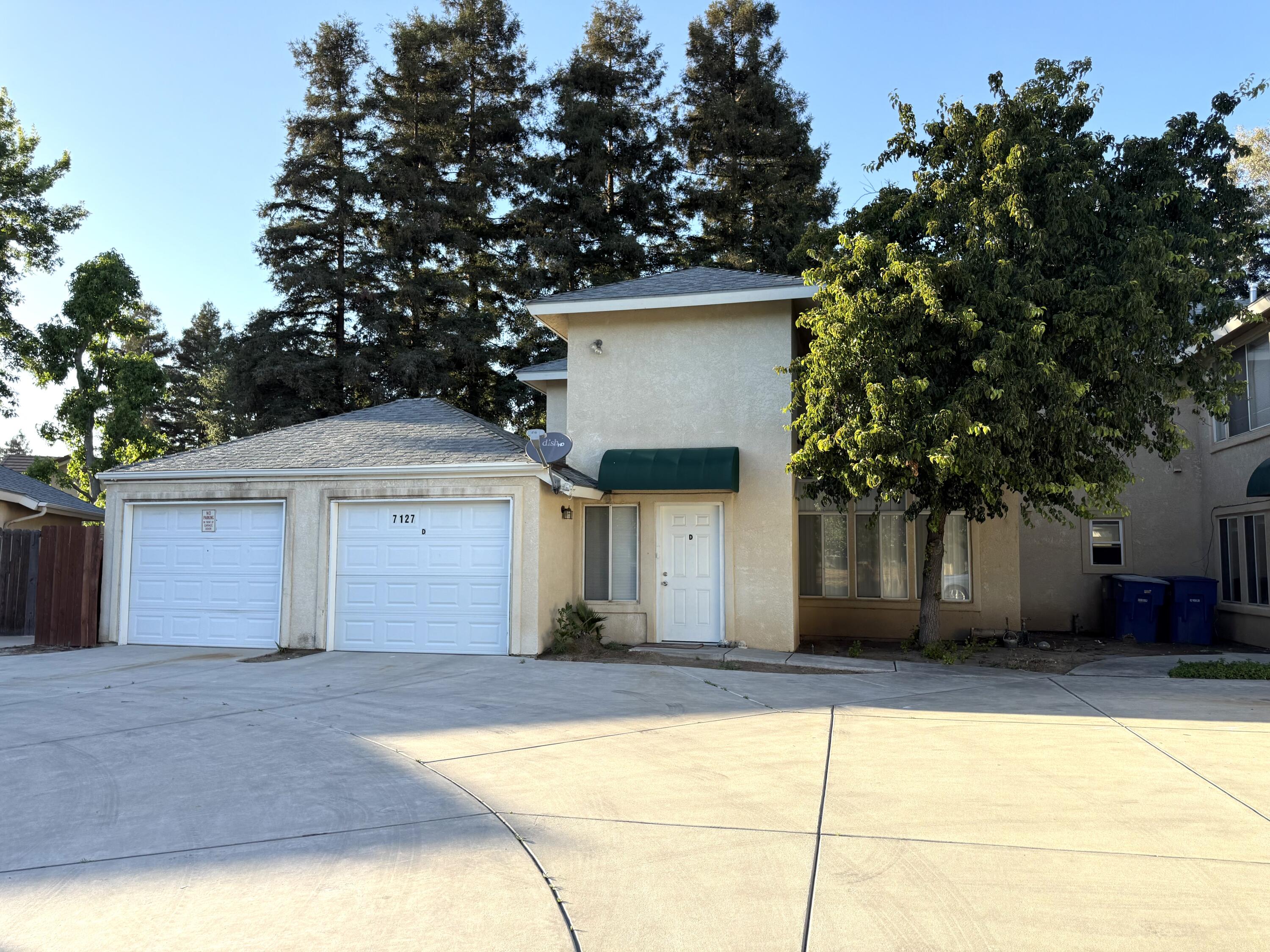 7127 N Antioch Ave, Fresno, CA 93722
