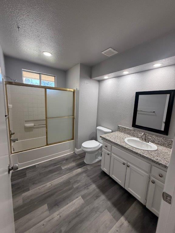 7127 N Antioch Ave, Fresno, CA 93722